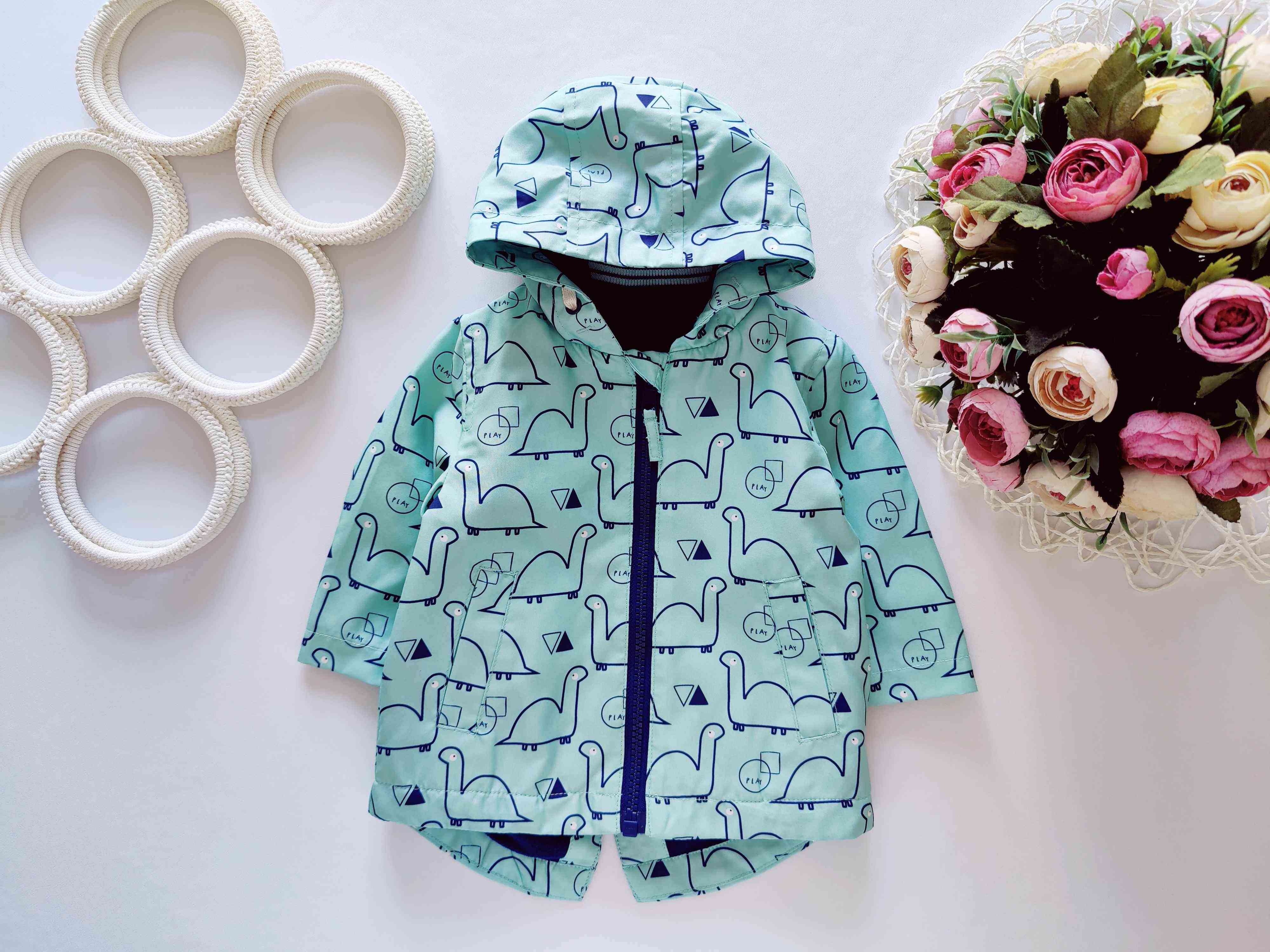 0,3 міс, 6,5 кг. Вітровка на флісі