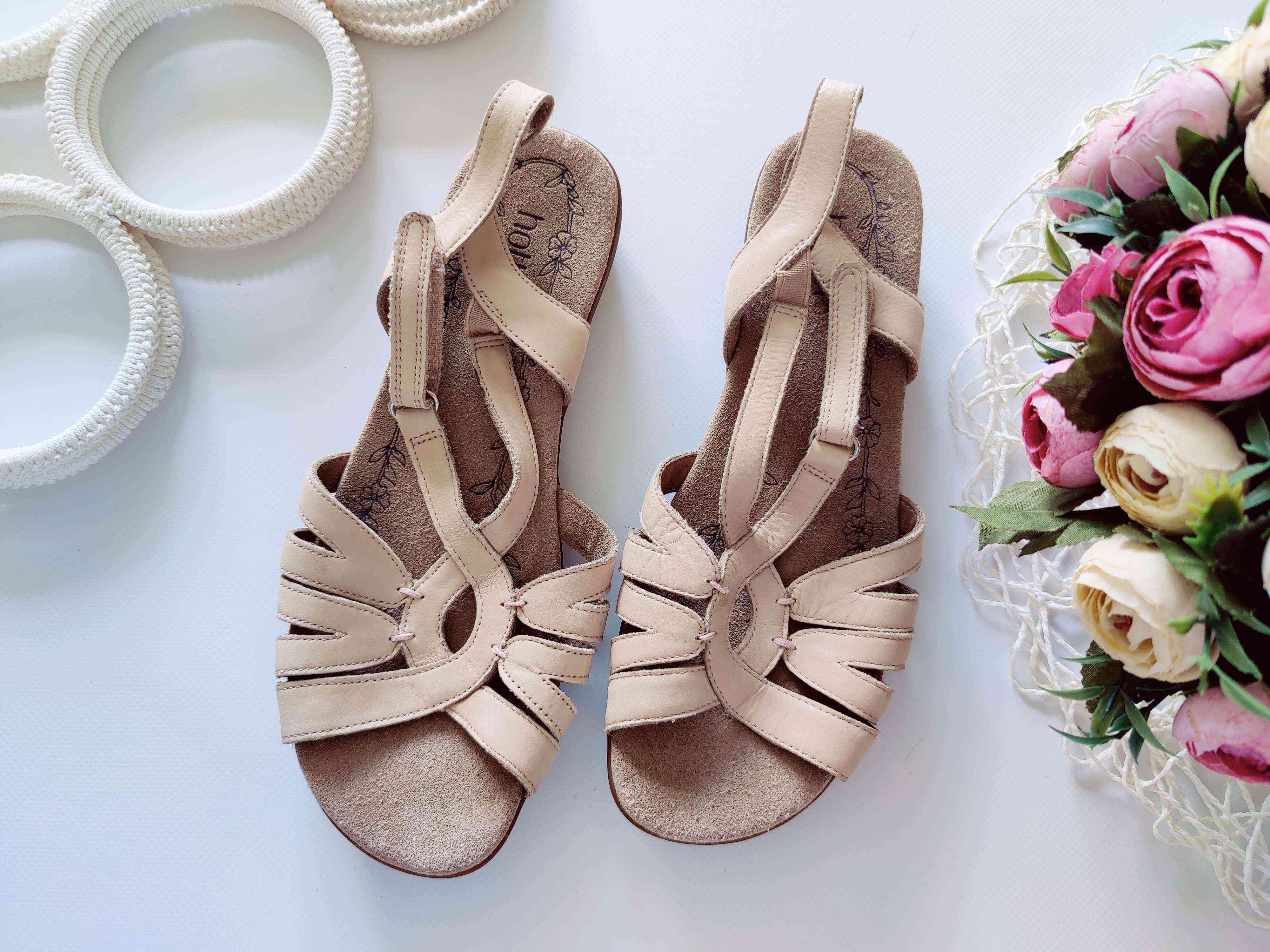 38 (24,5 см) Шкіряні жіночі босоніжки