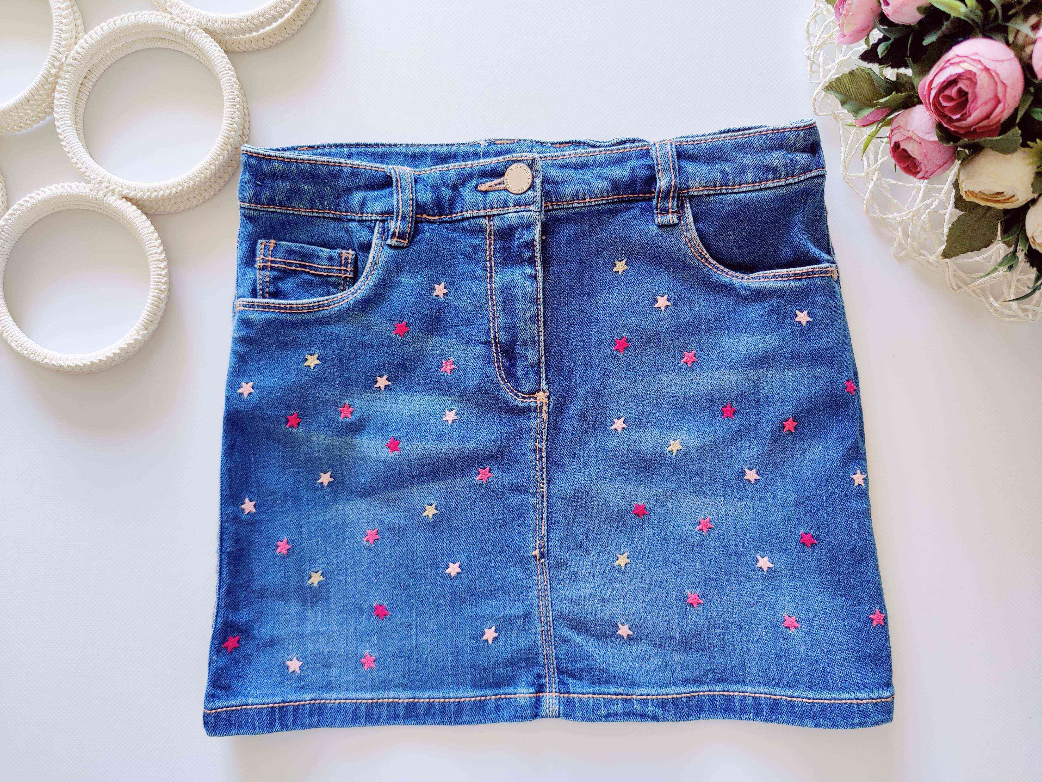 11 лет, рост 146 Джинсовая юбка в звездах