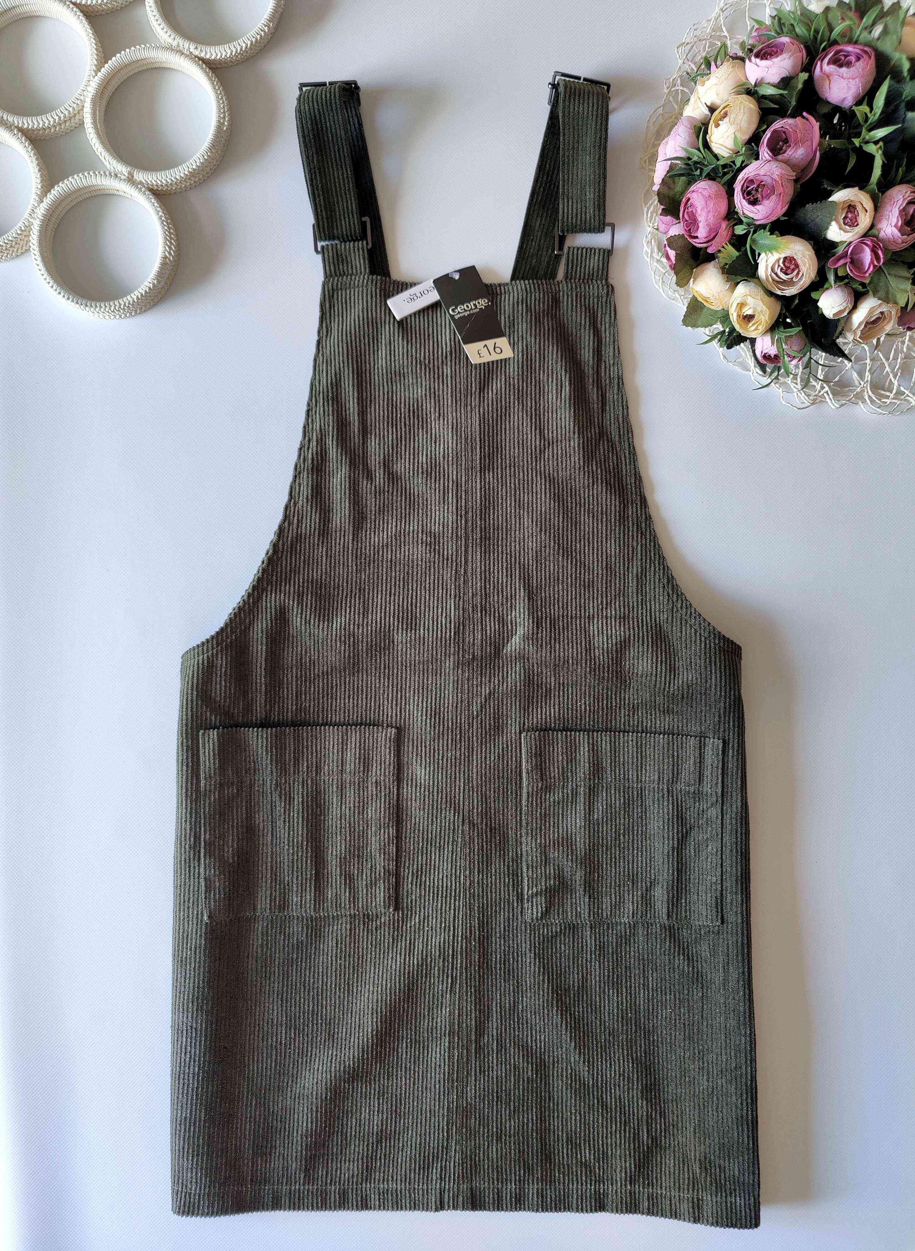 12р. Новий жіночий теплий вельветовий сарафан