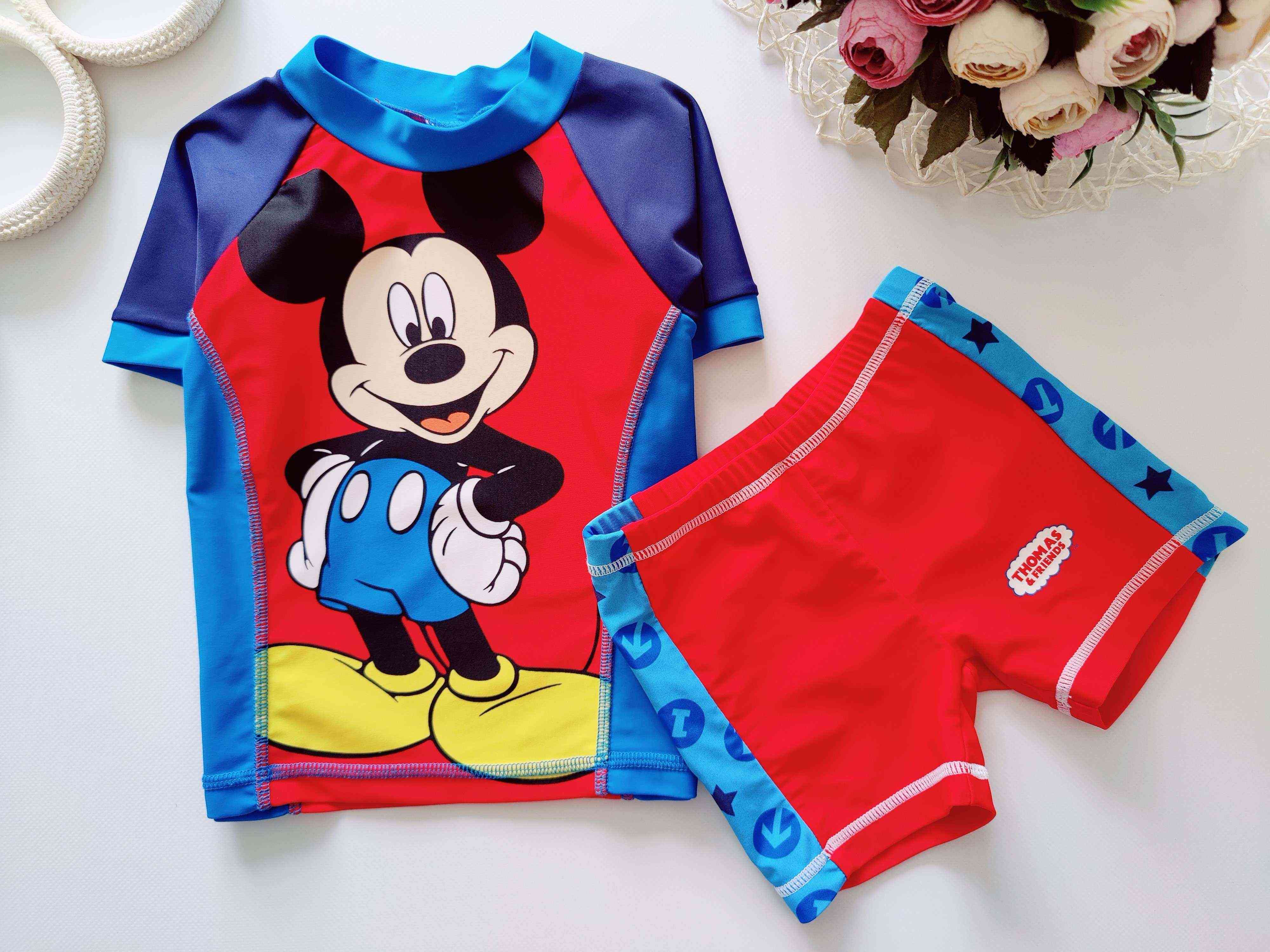 1,2 года, рост 86 Купальный солнцезащитный костюм