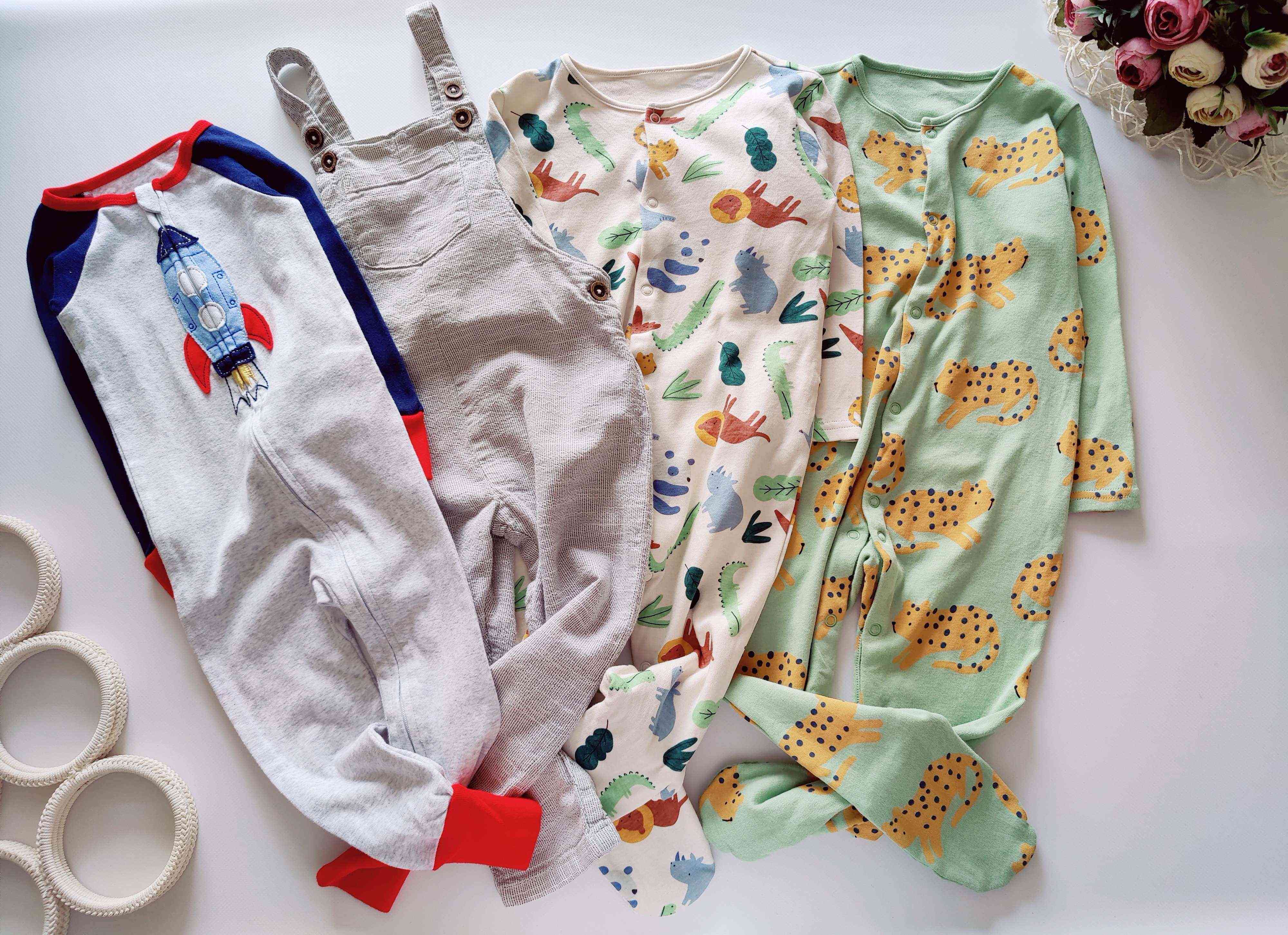 12,18 міс та 1,5 2 роки Чоловічки комплектом