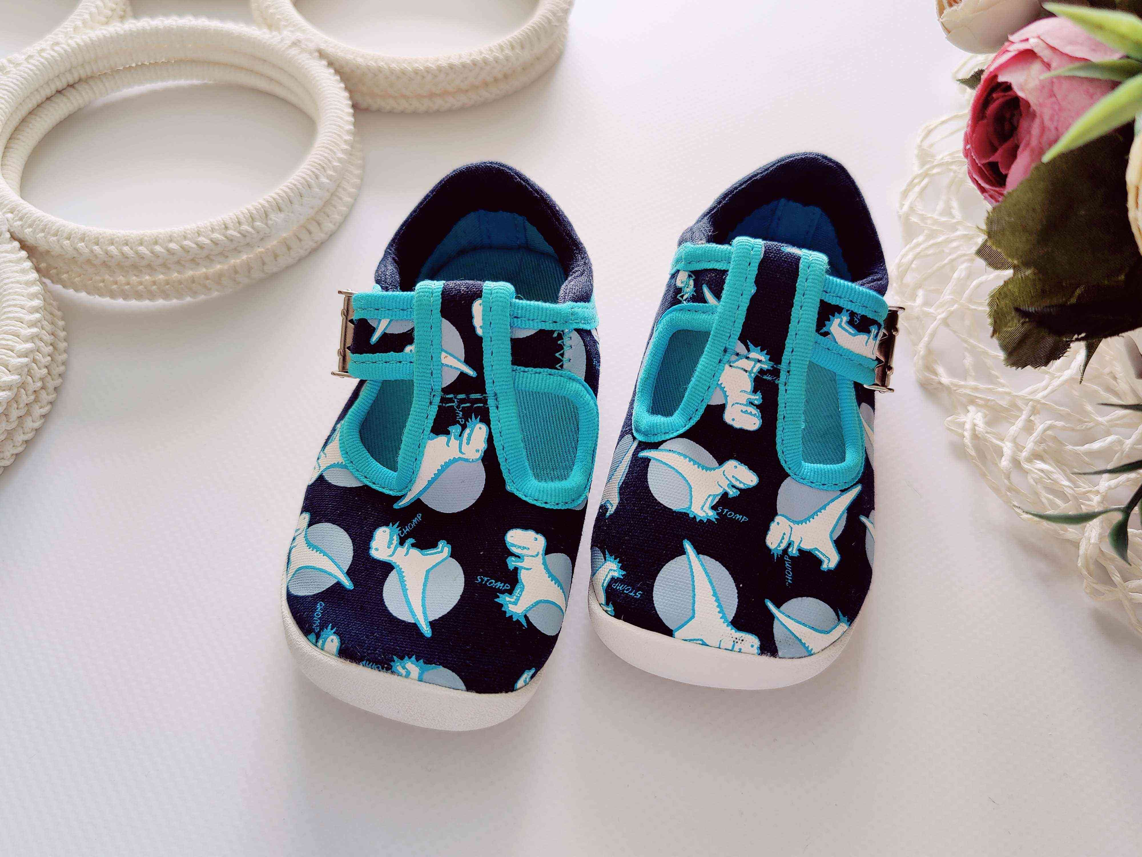 20 (12,5 см) Кеды в динозаврах