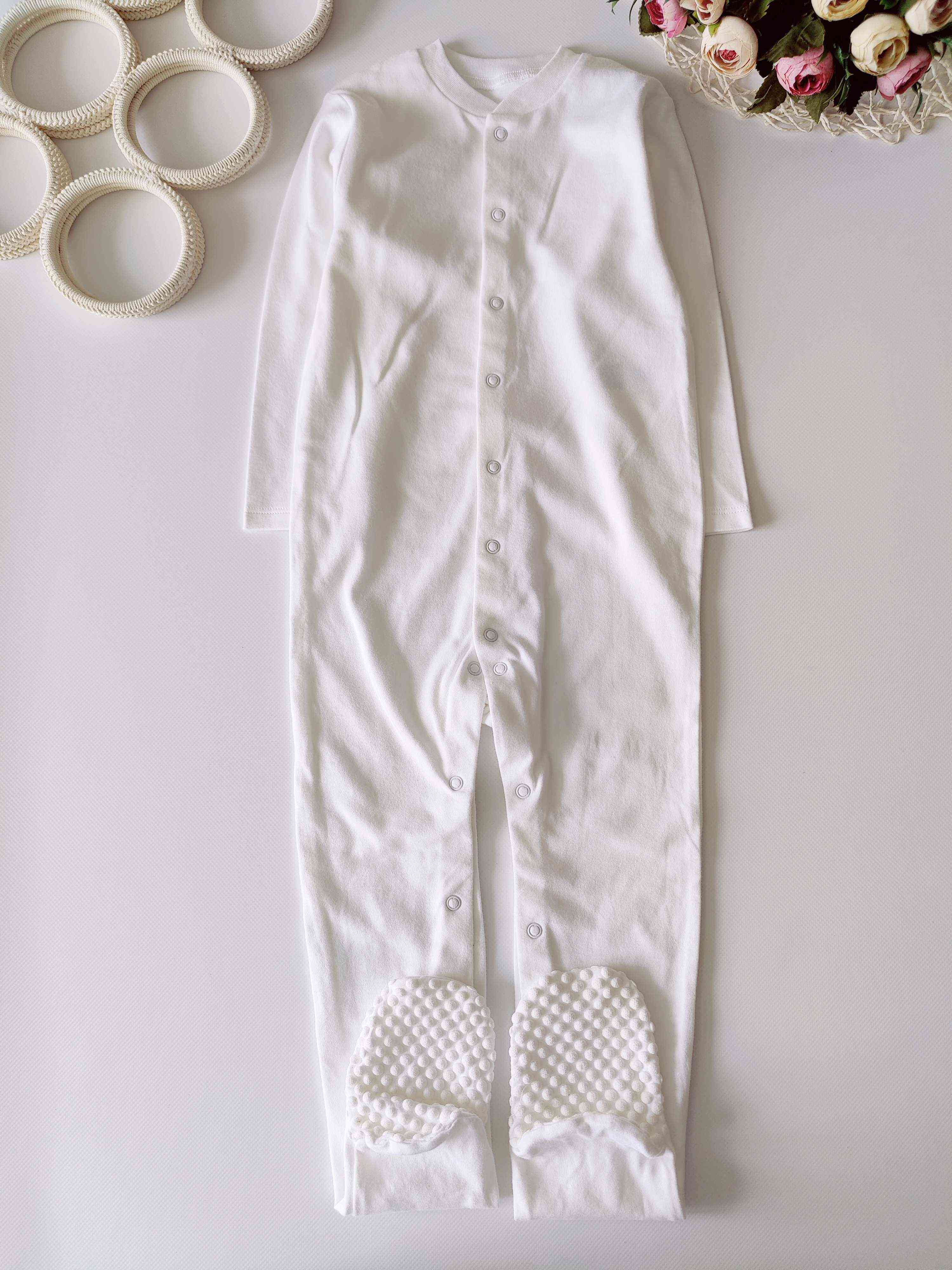 2,3 роки, зріст 98 Новий білий чоловічок