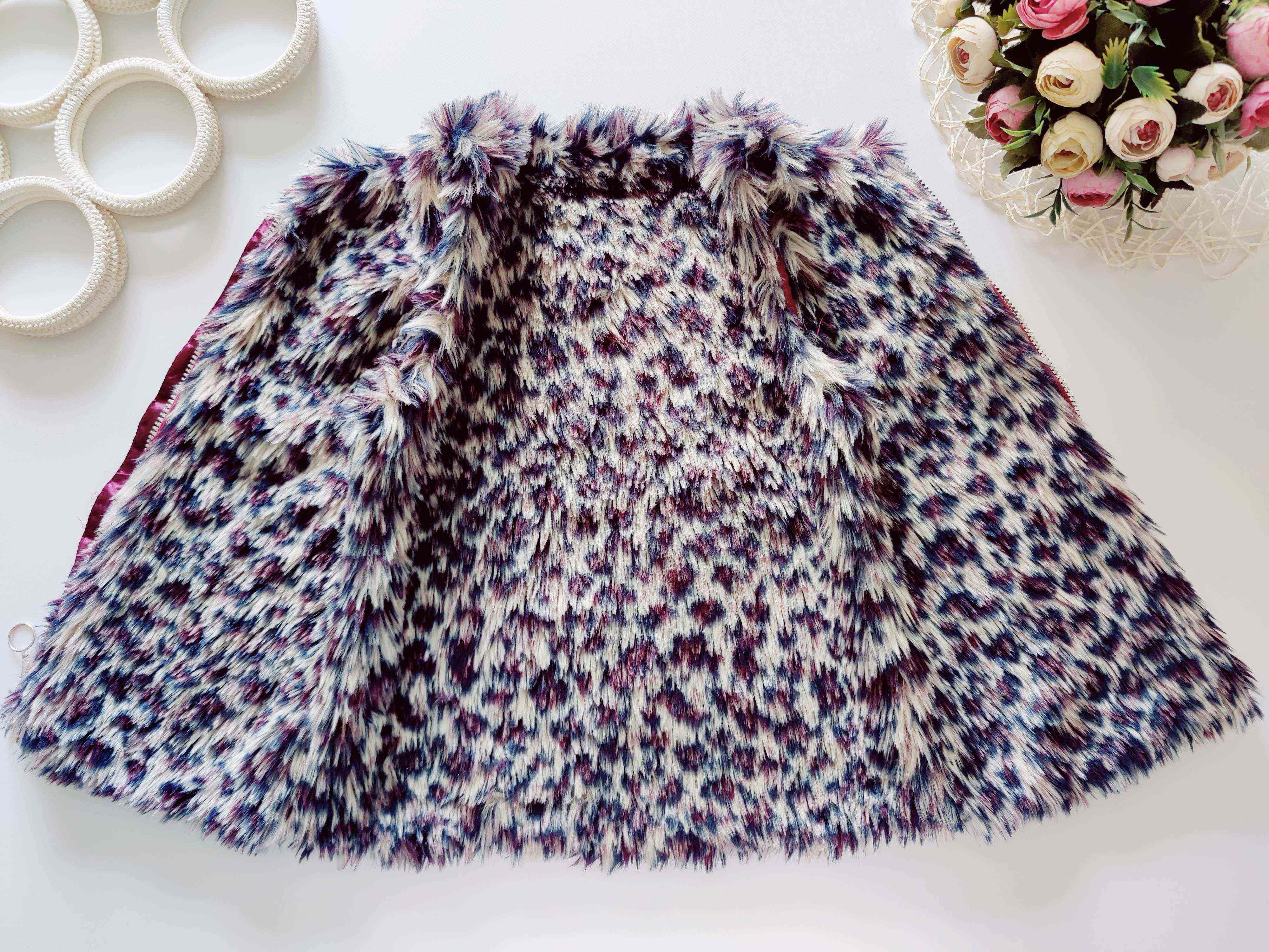 7,8 років, зріст 122,128 Хутряний жилет на блискавці