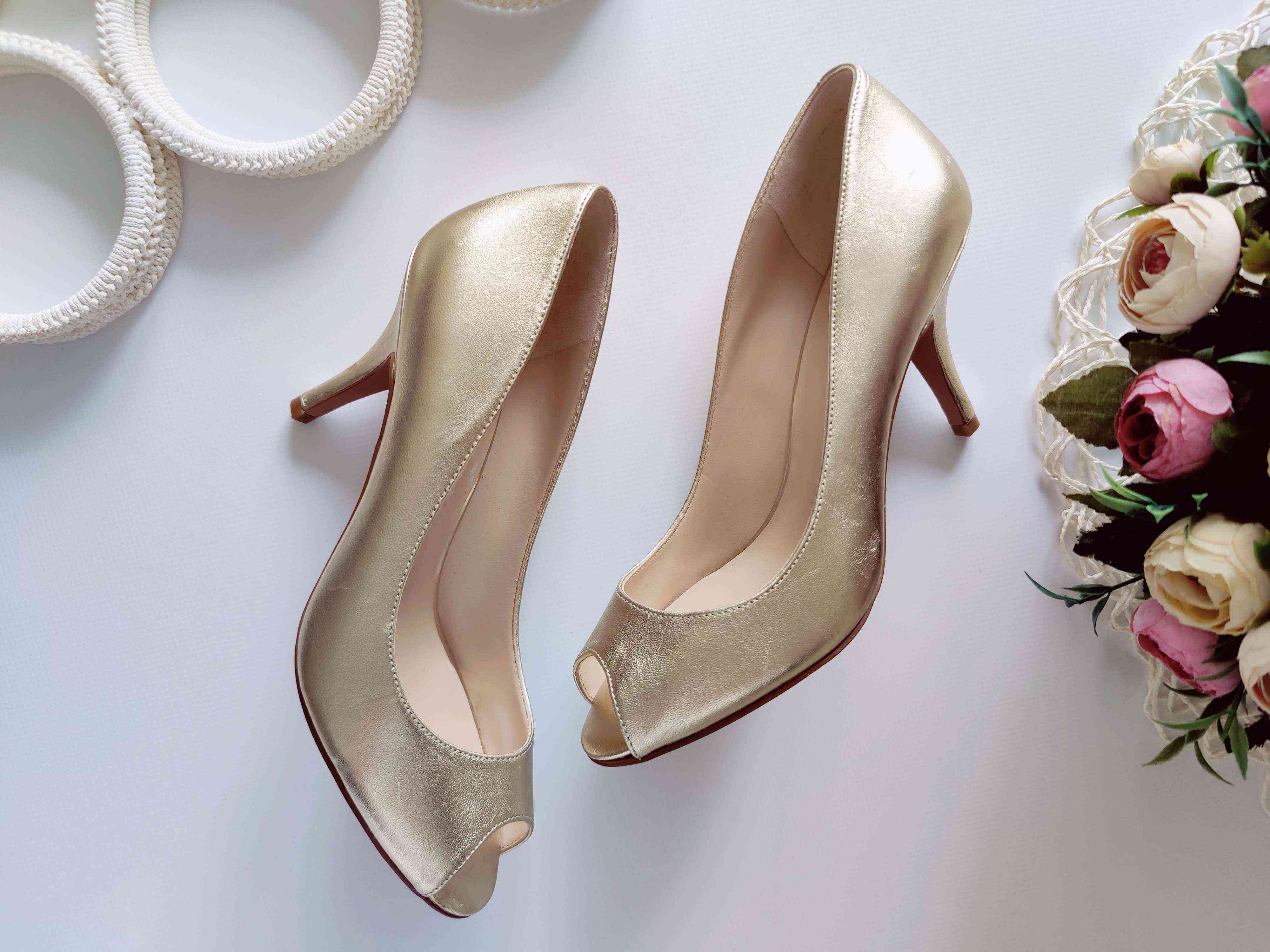 36 (23,5 см) Нові шкіряні золотисті туфлі з відкритим носком Nine West