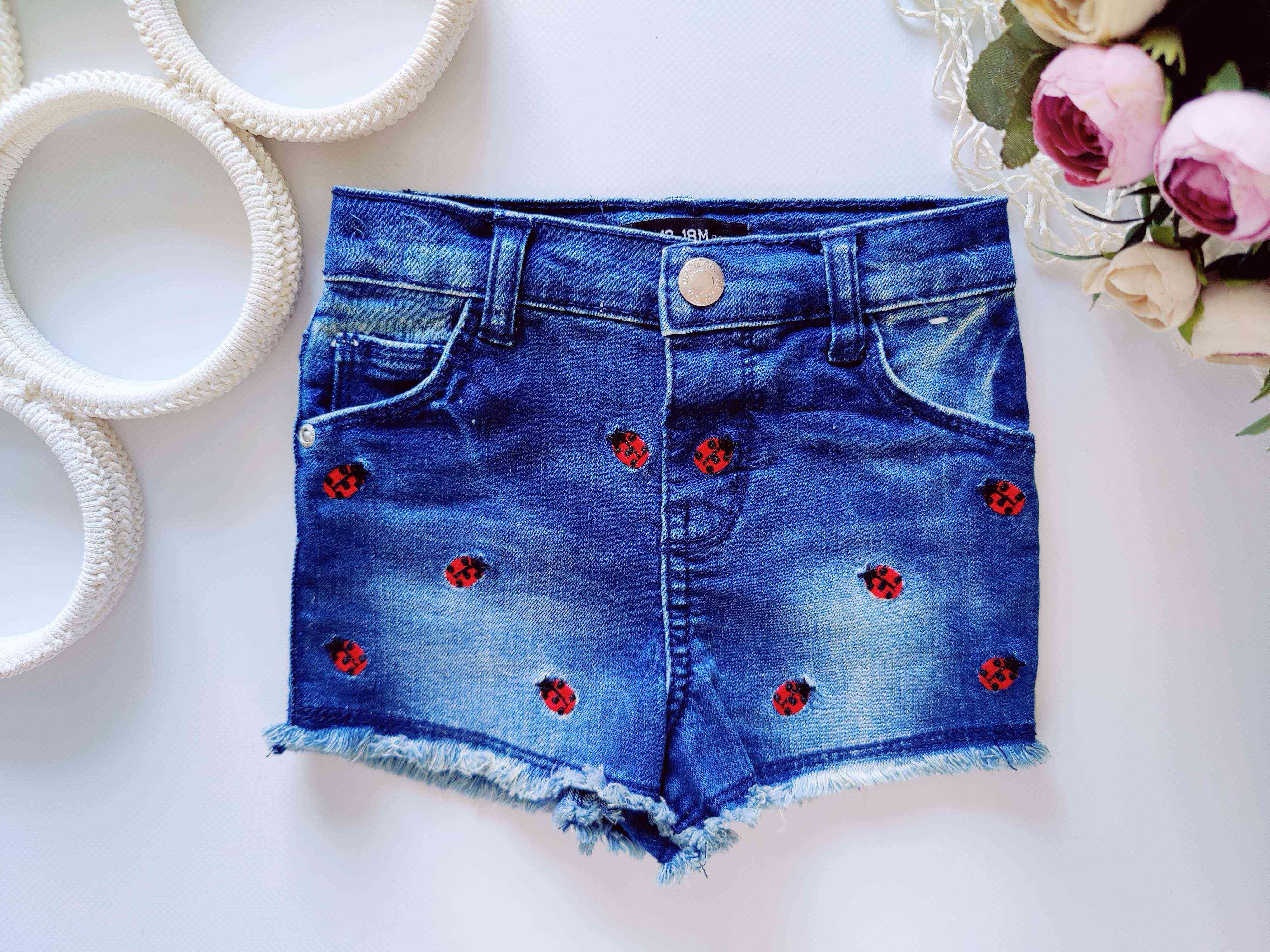 12,18 міс, зріст 86 Джинсові шорти в сонечках