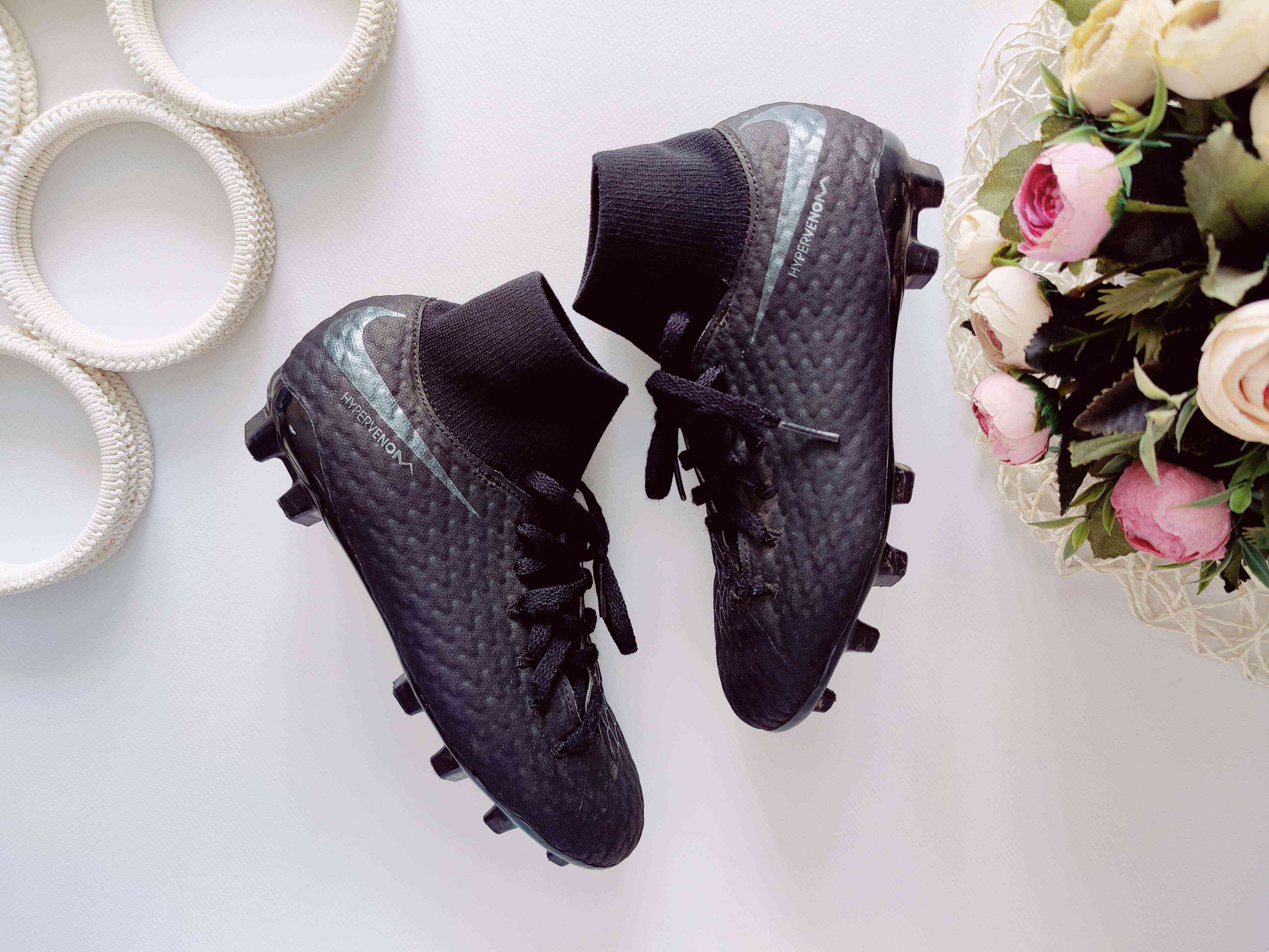 35 (22 см) Бутси Nike HYPERVENOM чорні оригінал