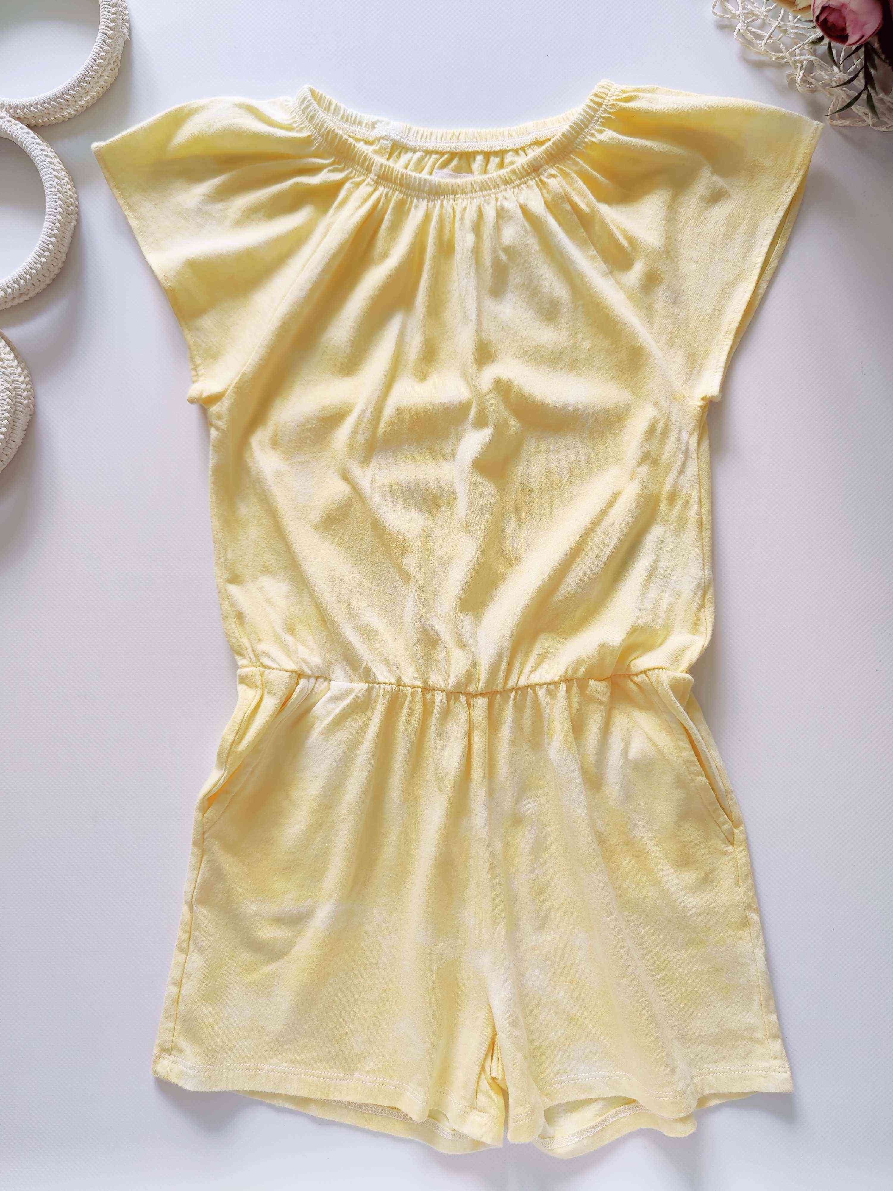 5 лет, рост 110 Новый жнелтый ромпер