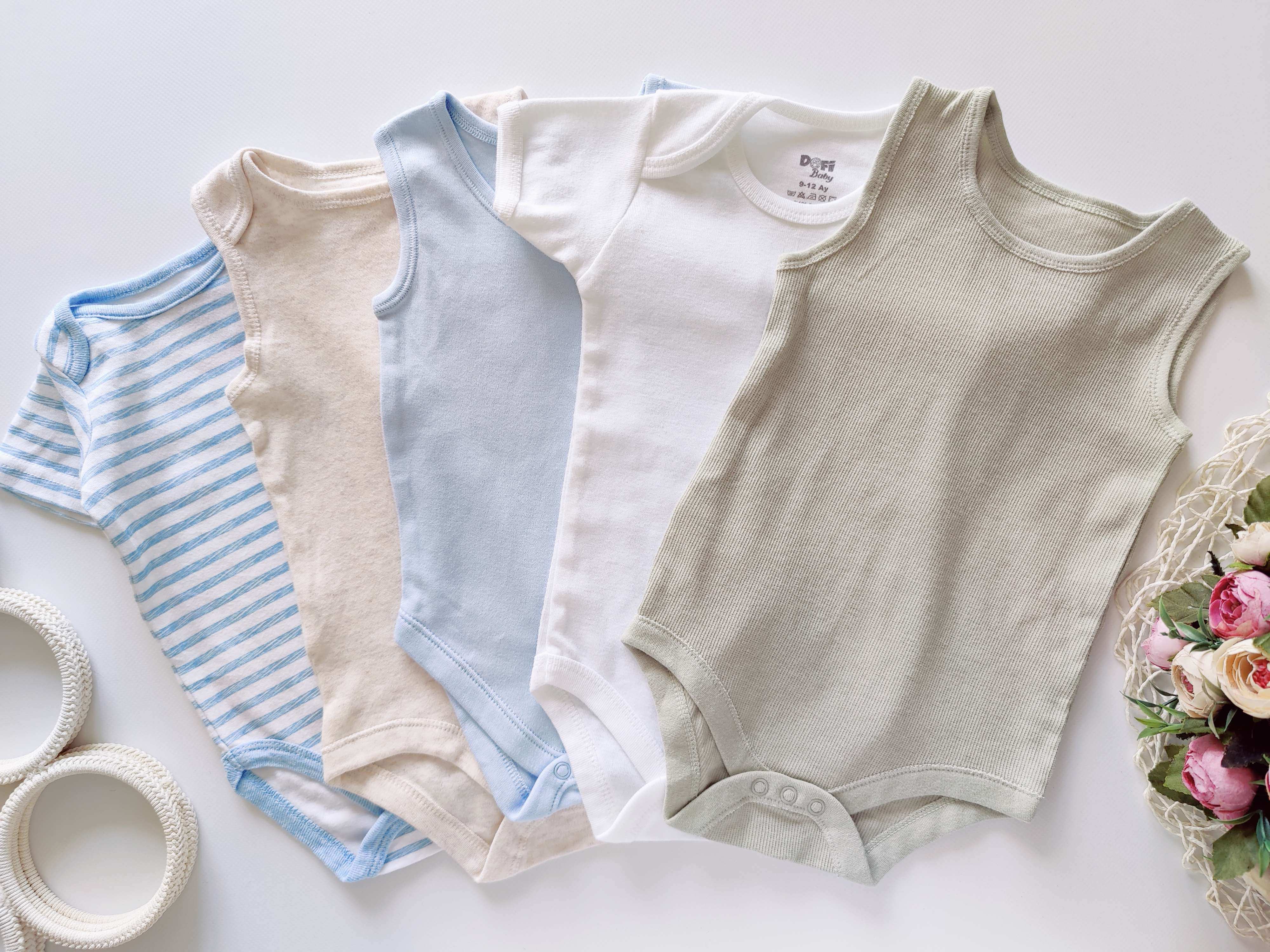 9,12 міс, зріст 74,80 Комплект нових бодіків