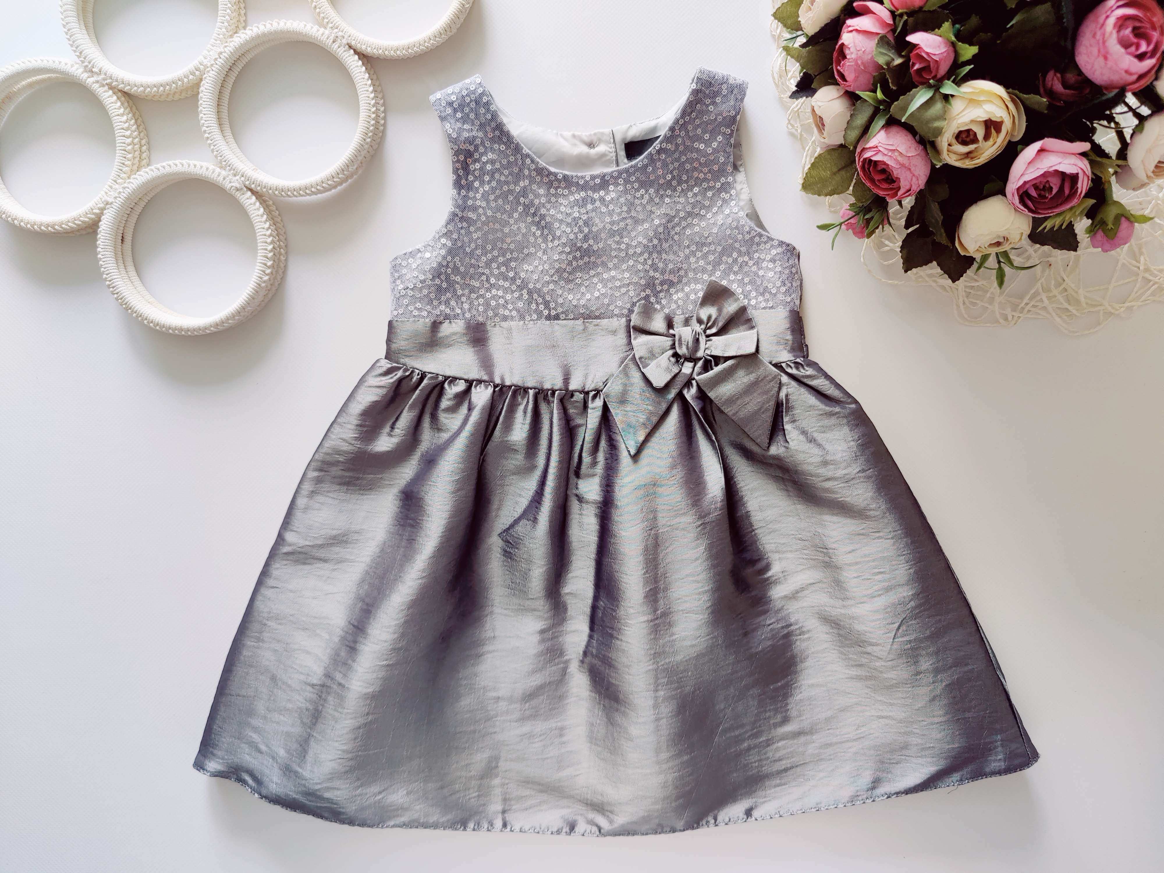 12,18 міс, зріст 81,86 Сріблясте плаття