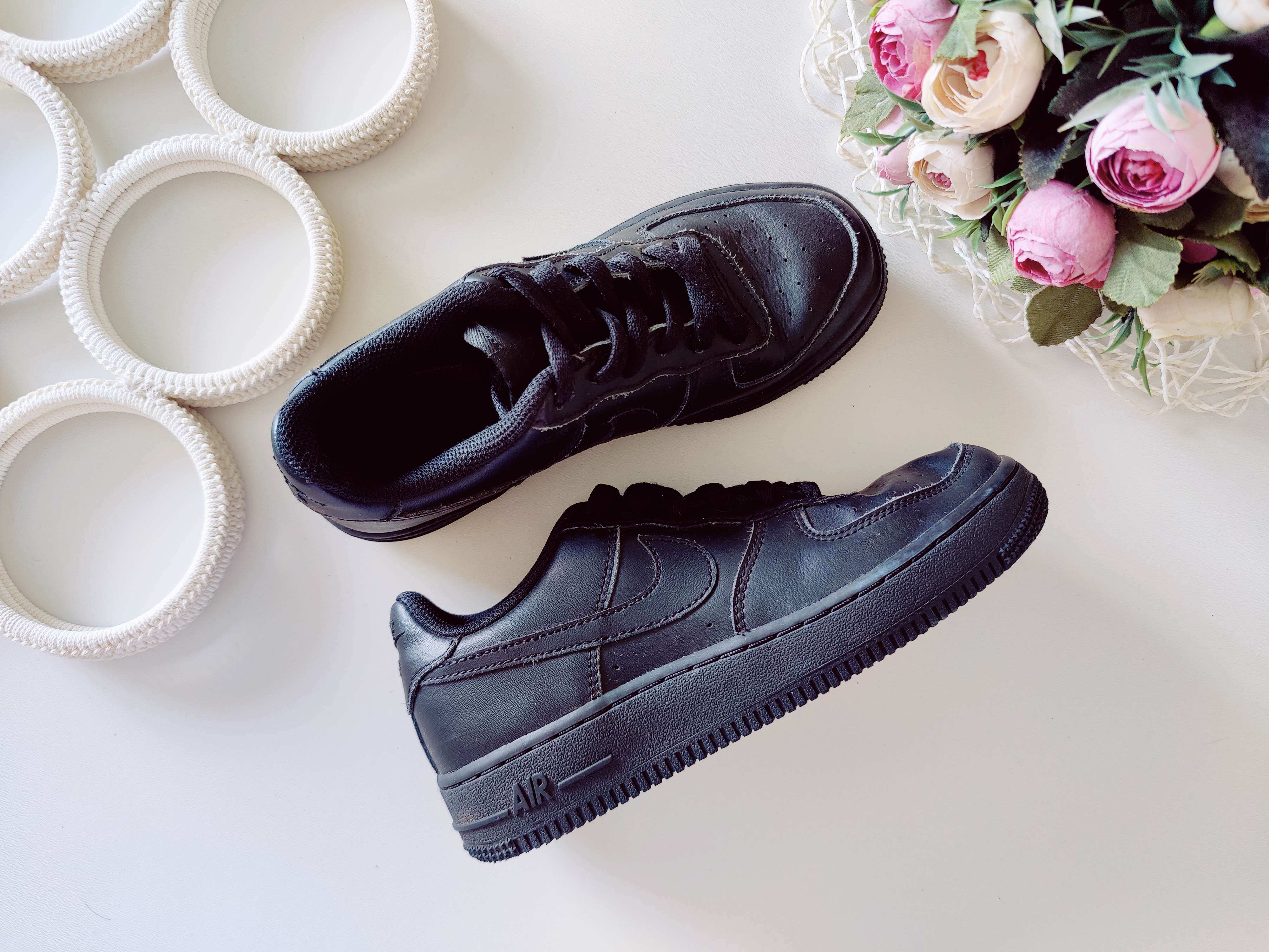 35,5 (23 см) Кожаные кроссовки