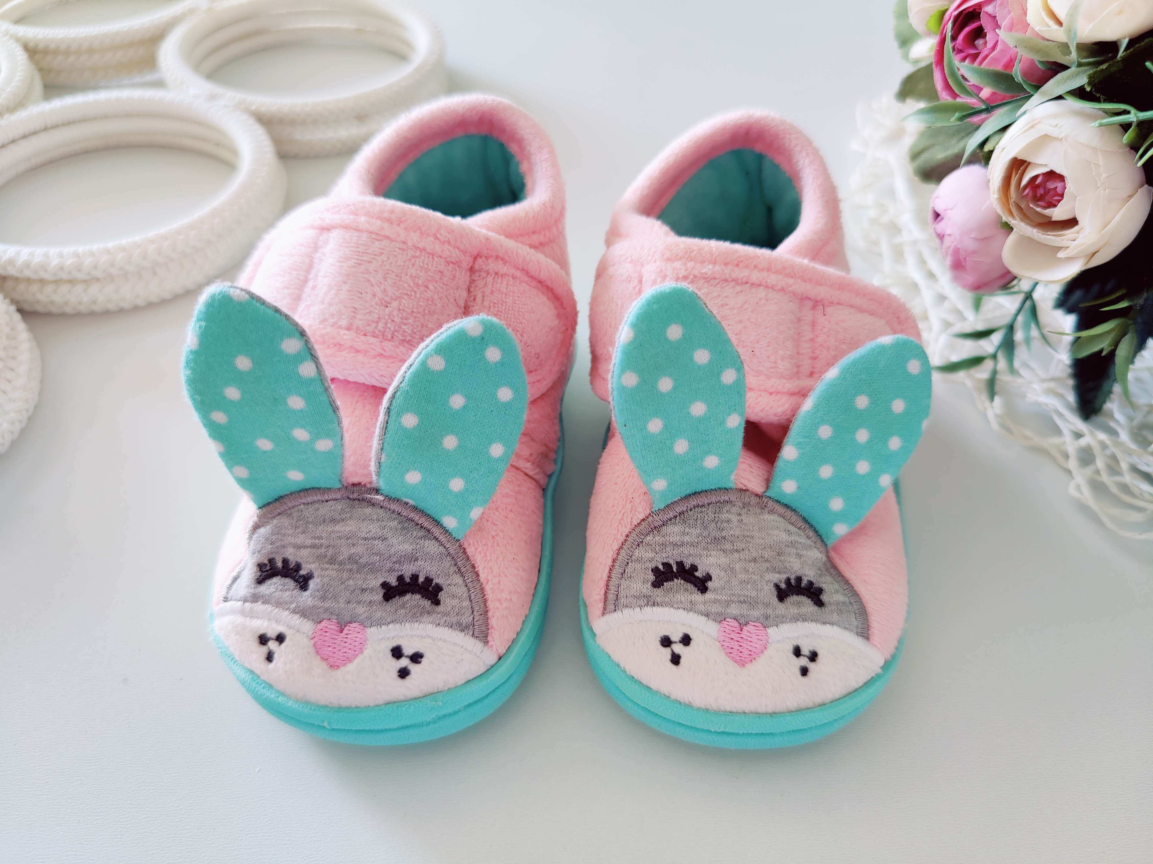 22 (13,5 см) Дитячі капці на липучках