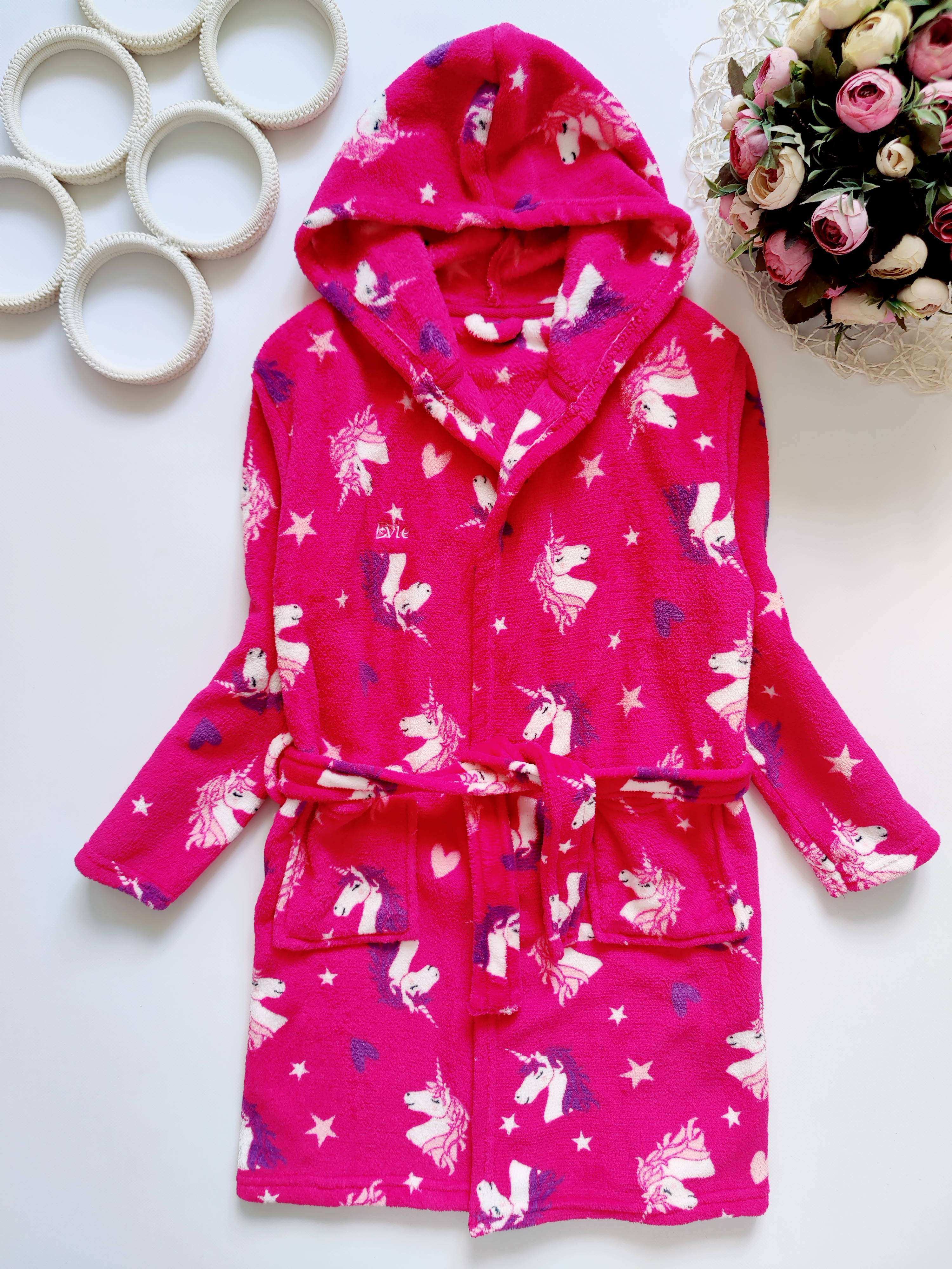 8,9 років, зріст 128,134 Красивий халат у єдинорогах