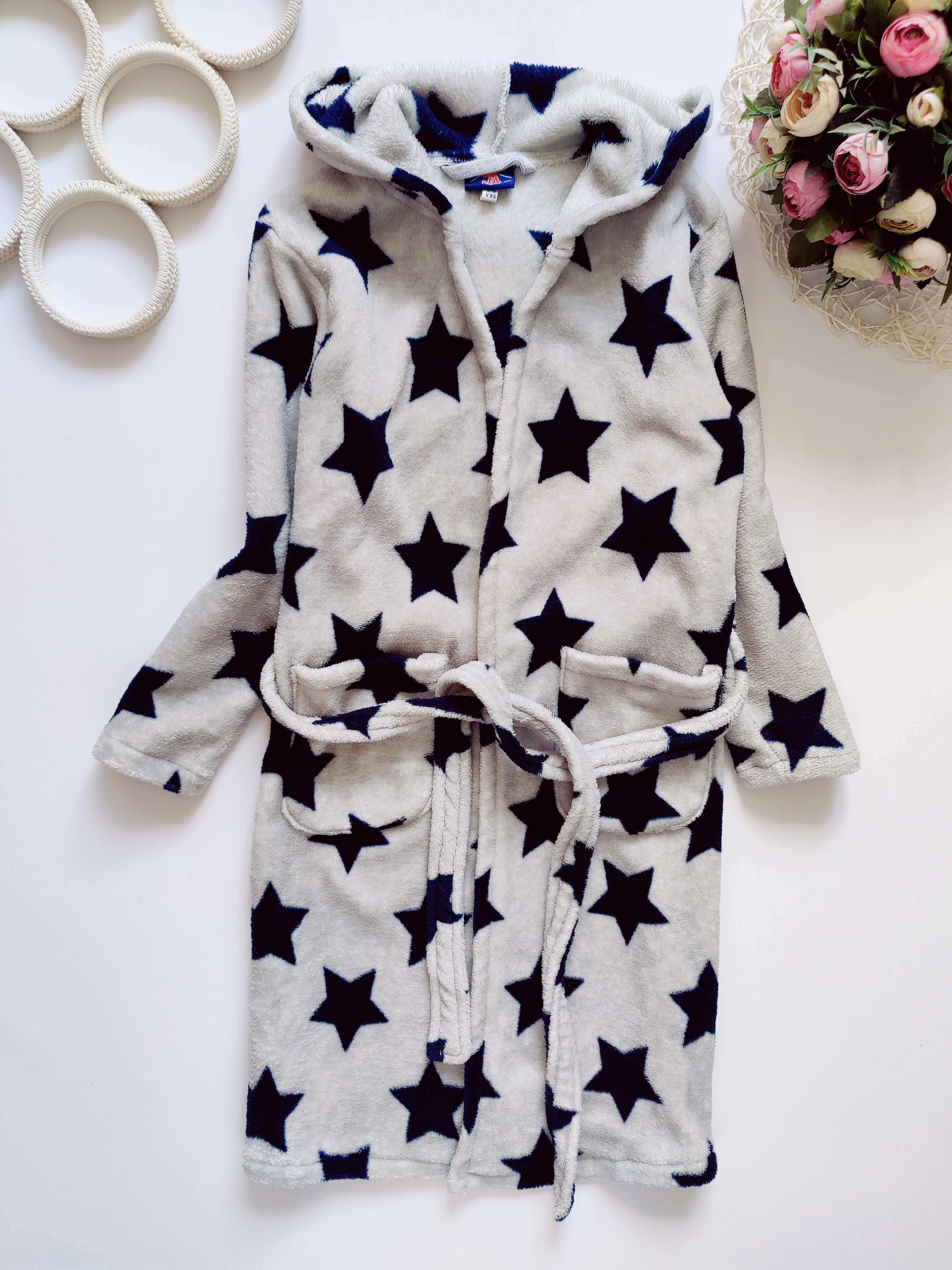 7,8 лет, рост 122,128 Халат в звездах