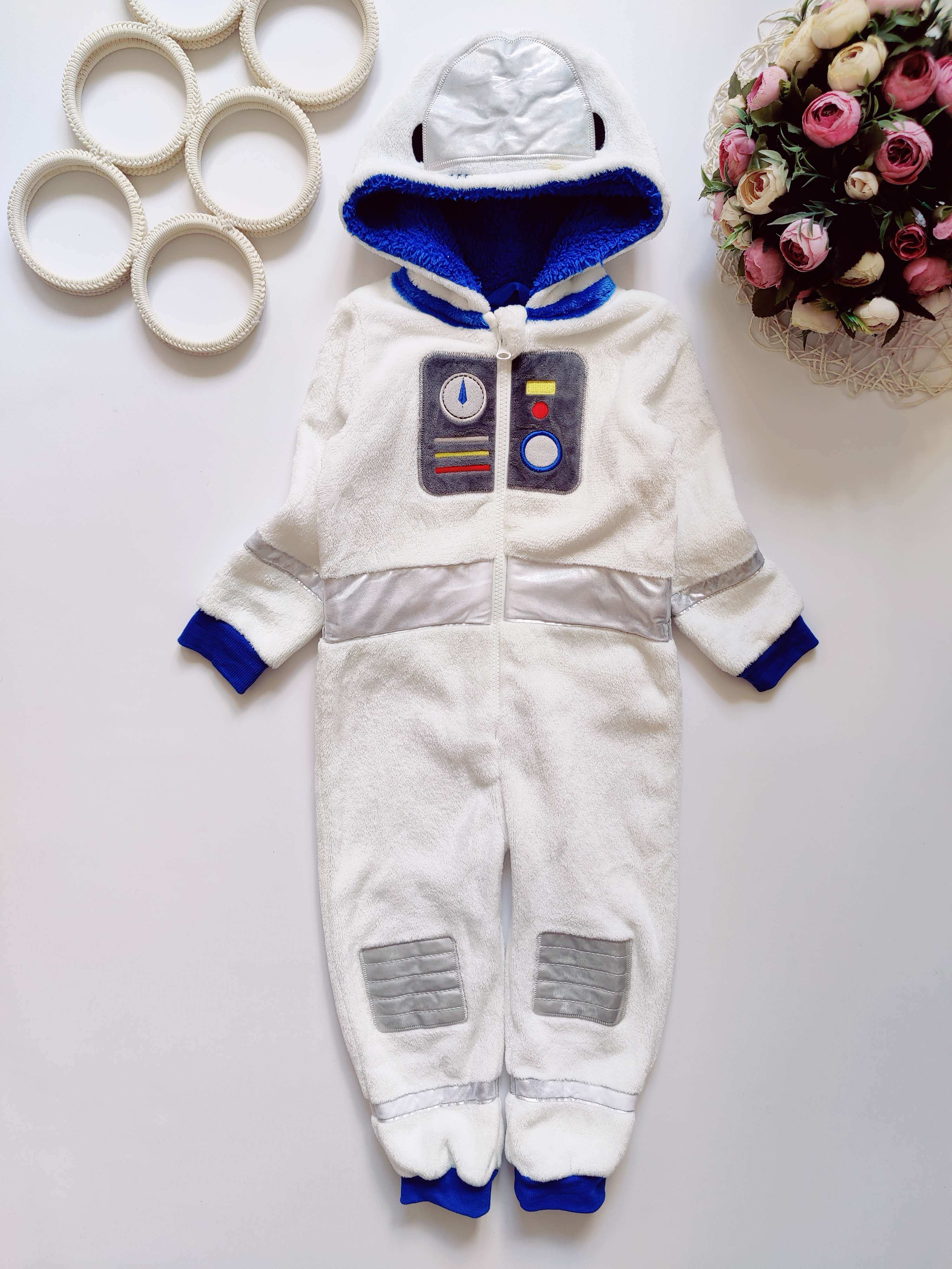 3,4 года, рост 104 Кигуруми космонавта с ракетами