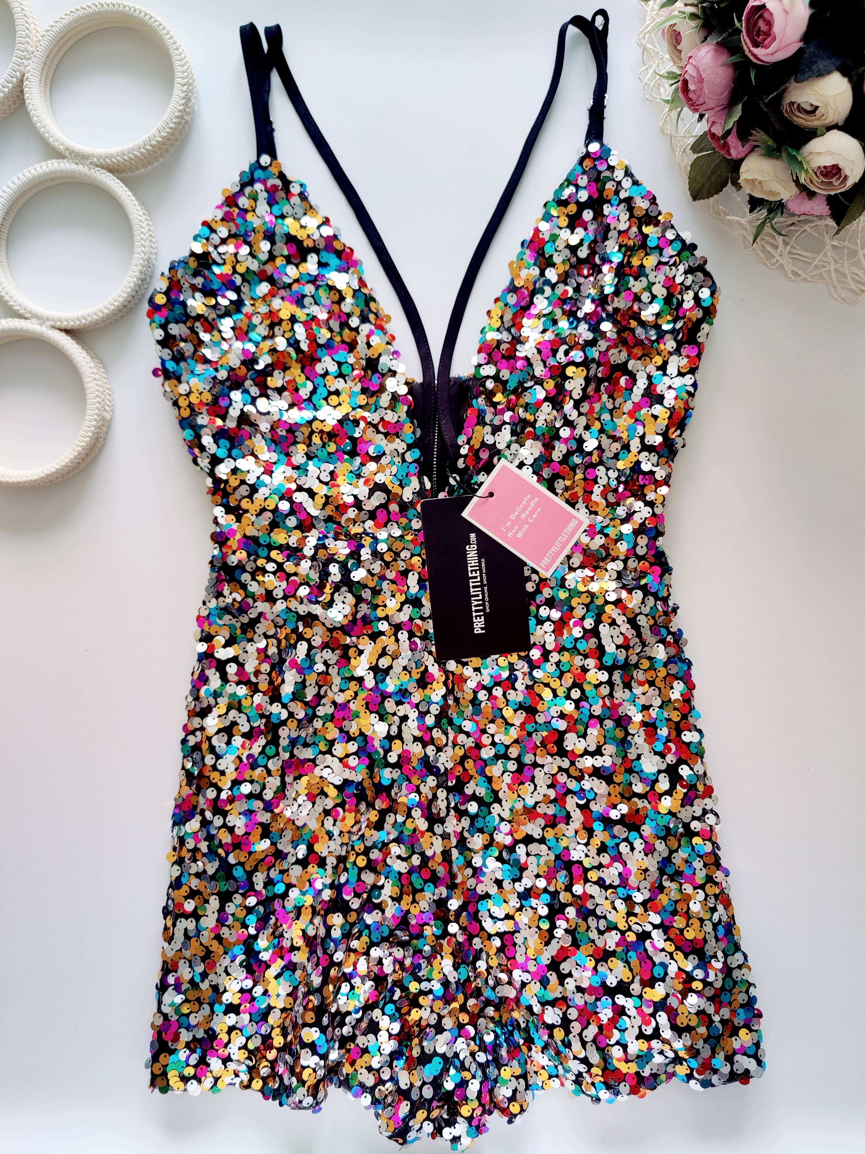 8\4\36 Новый нарядный ромпер в пайетках