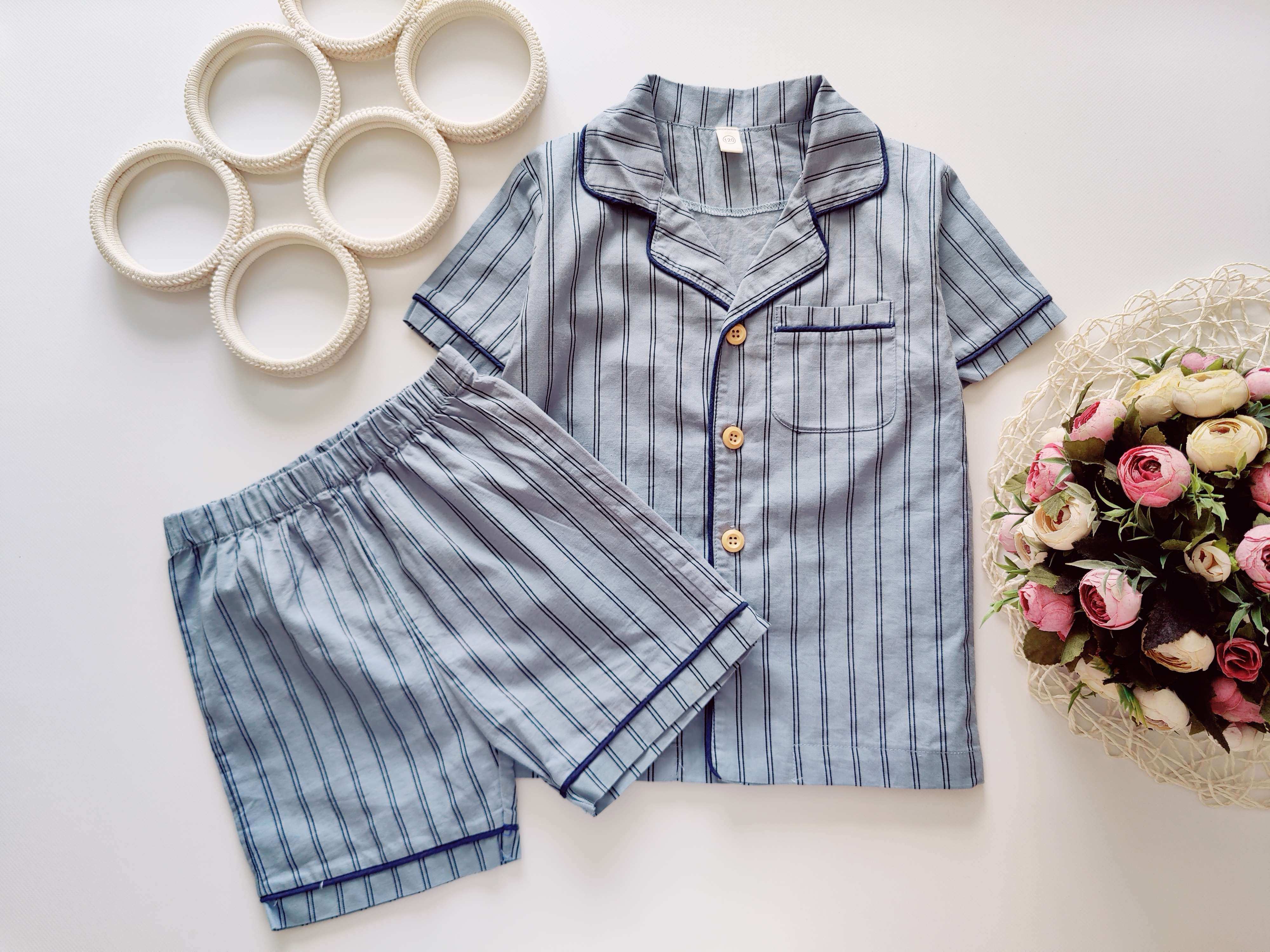 6,7 лет, рост 120 Котоновый комплект