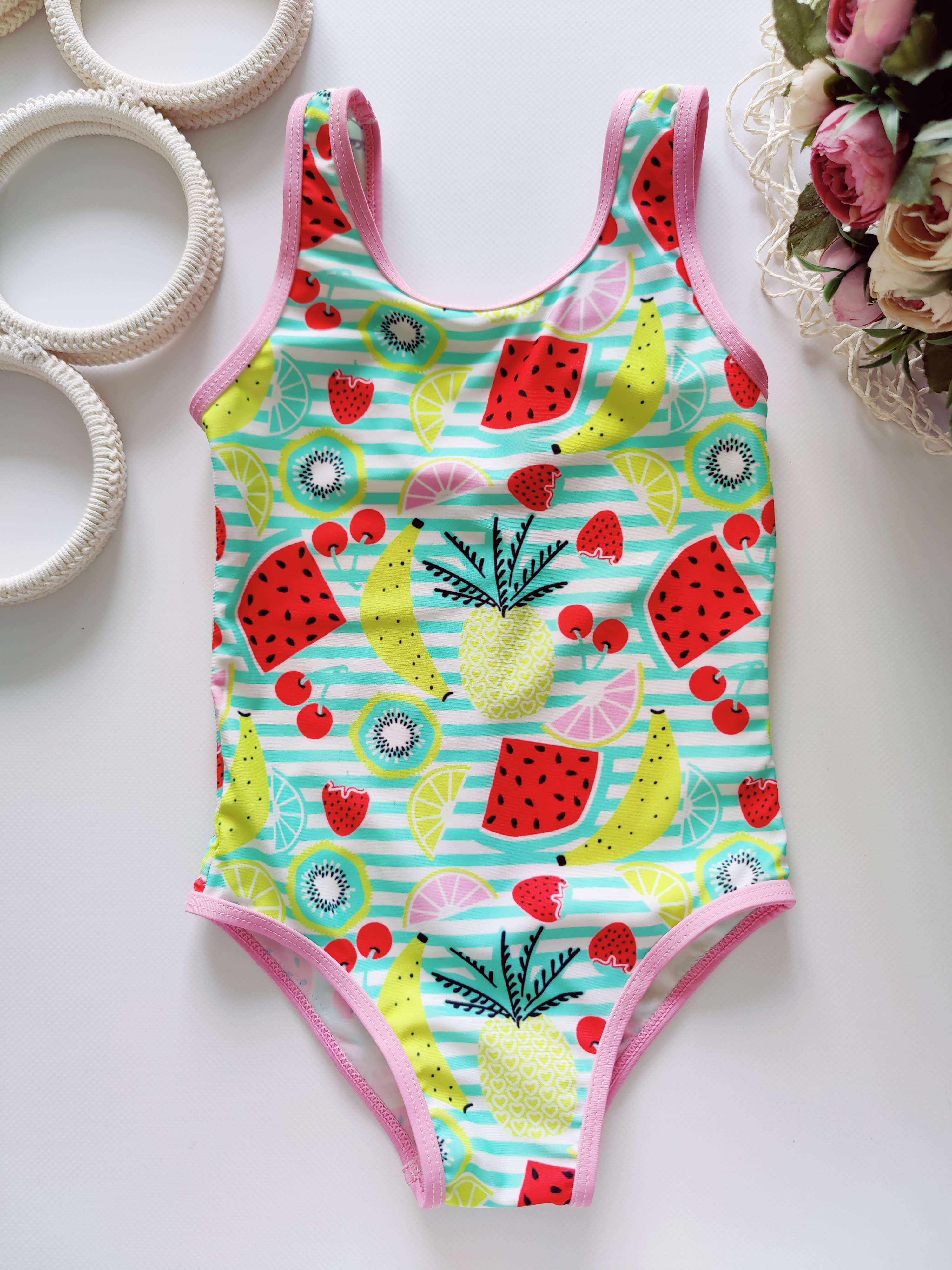 3,4 роки, зріст 98,104 Яскравий купальник у ягодах