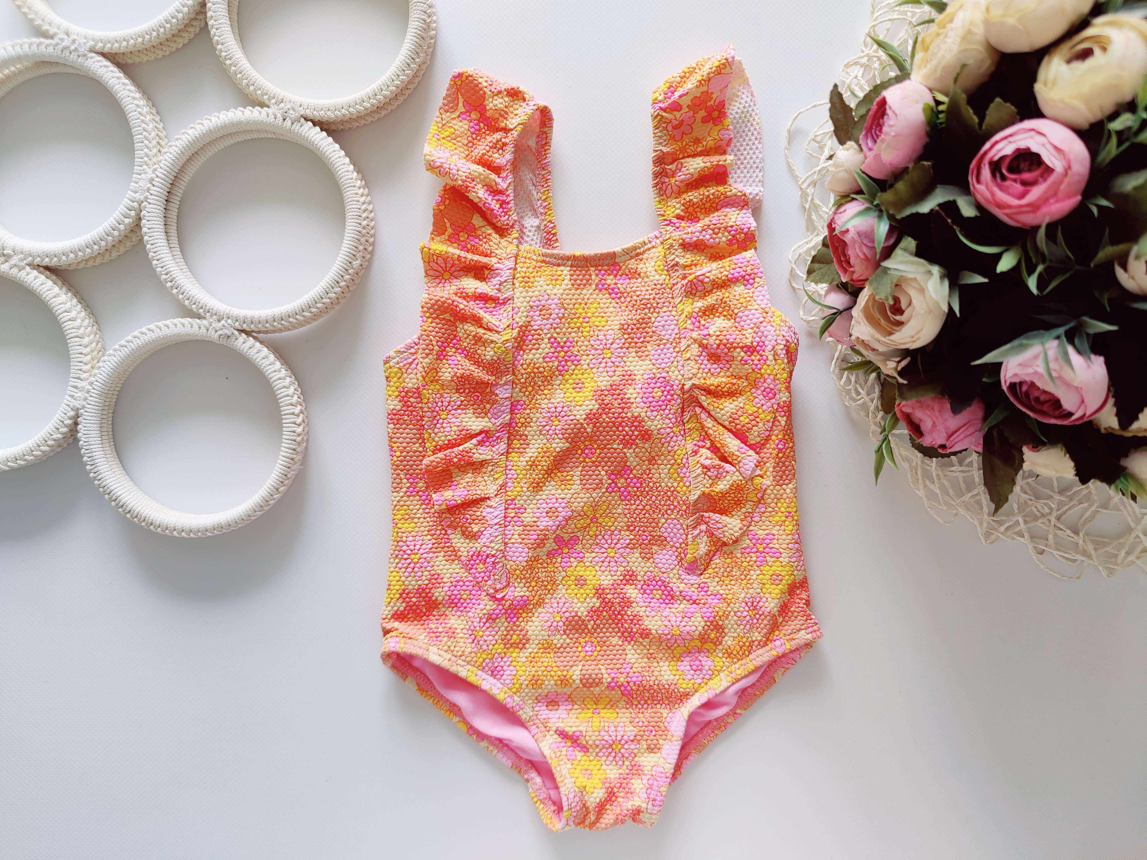 9,12 міс, зріст 74,80 Красивий купальник з рюшами