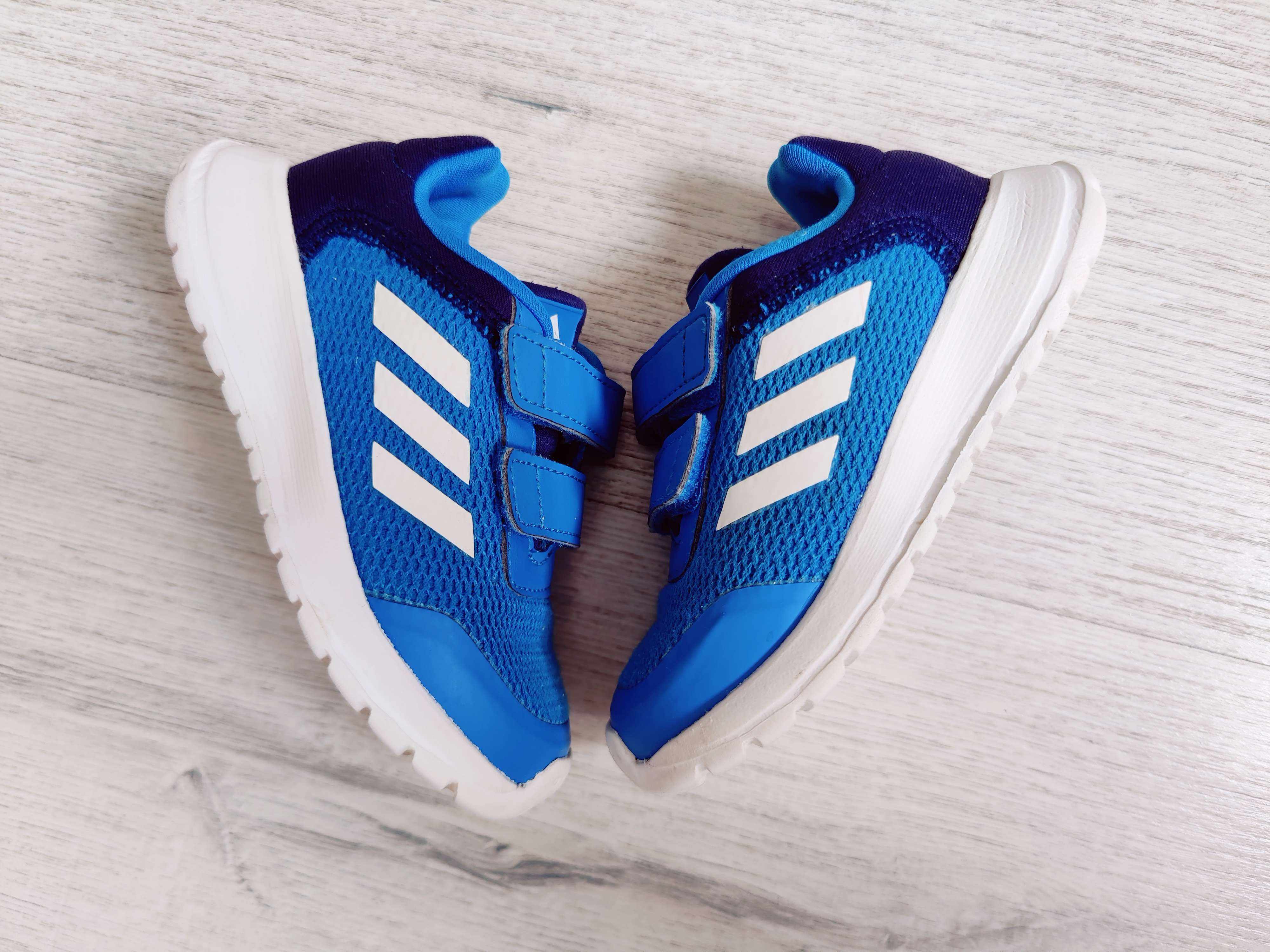 22 (14 см) Легкие кроссовки