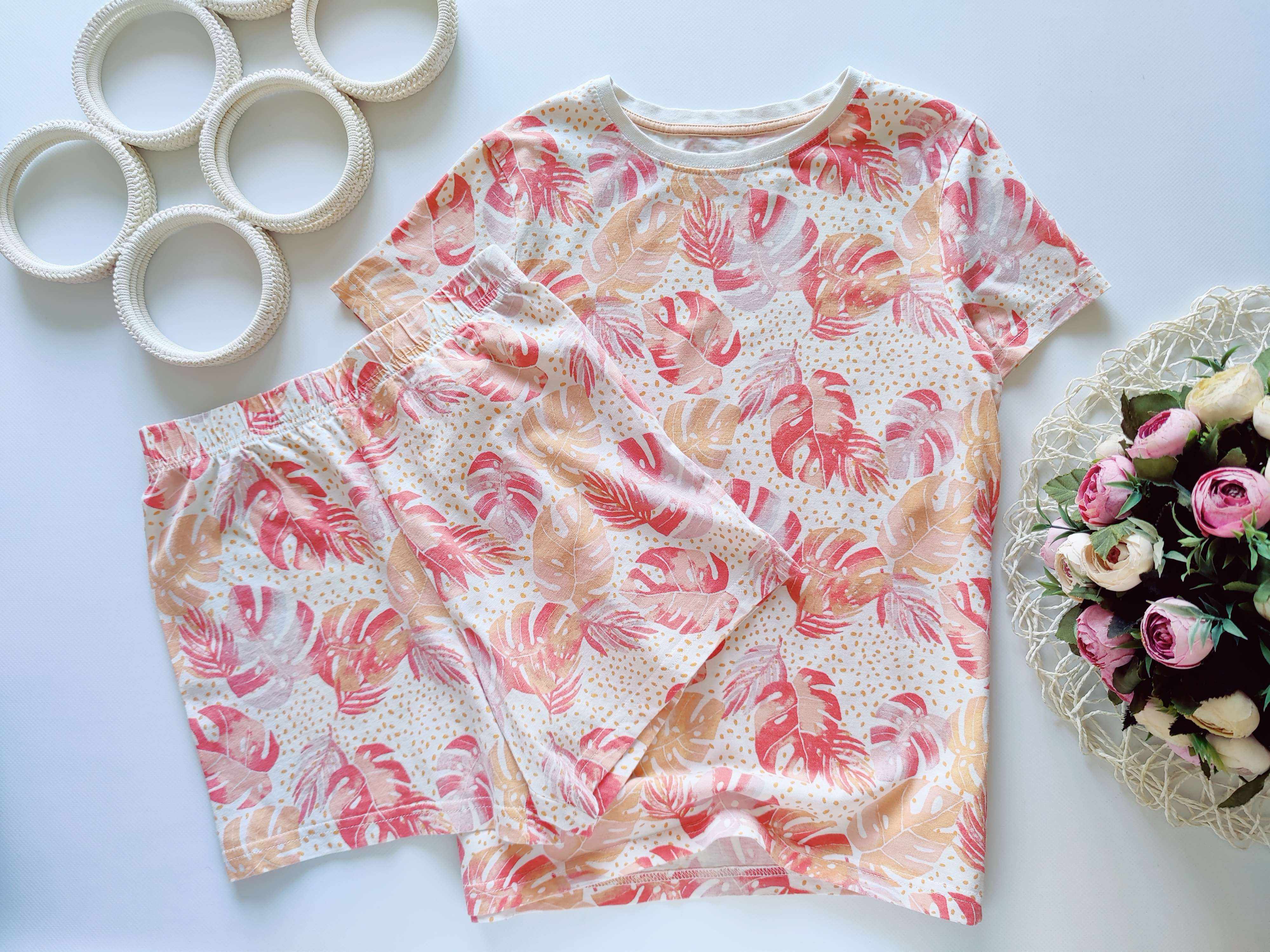 9,10 років, зріст 140 Літній костюм