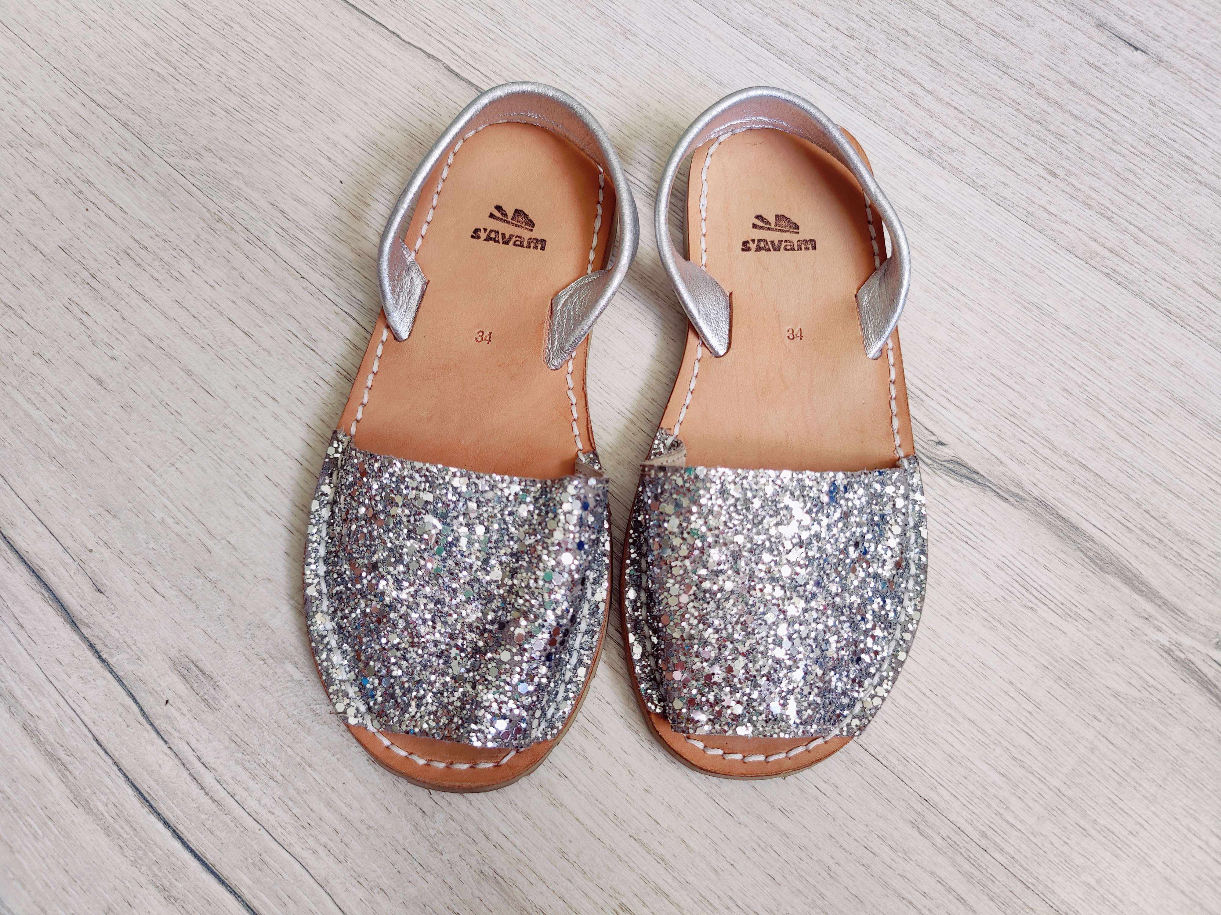 34 (21-22 см) Блискучі шкіряні босоніжки Savam