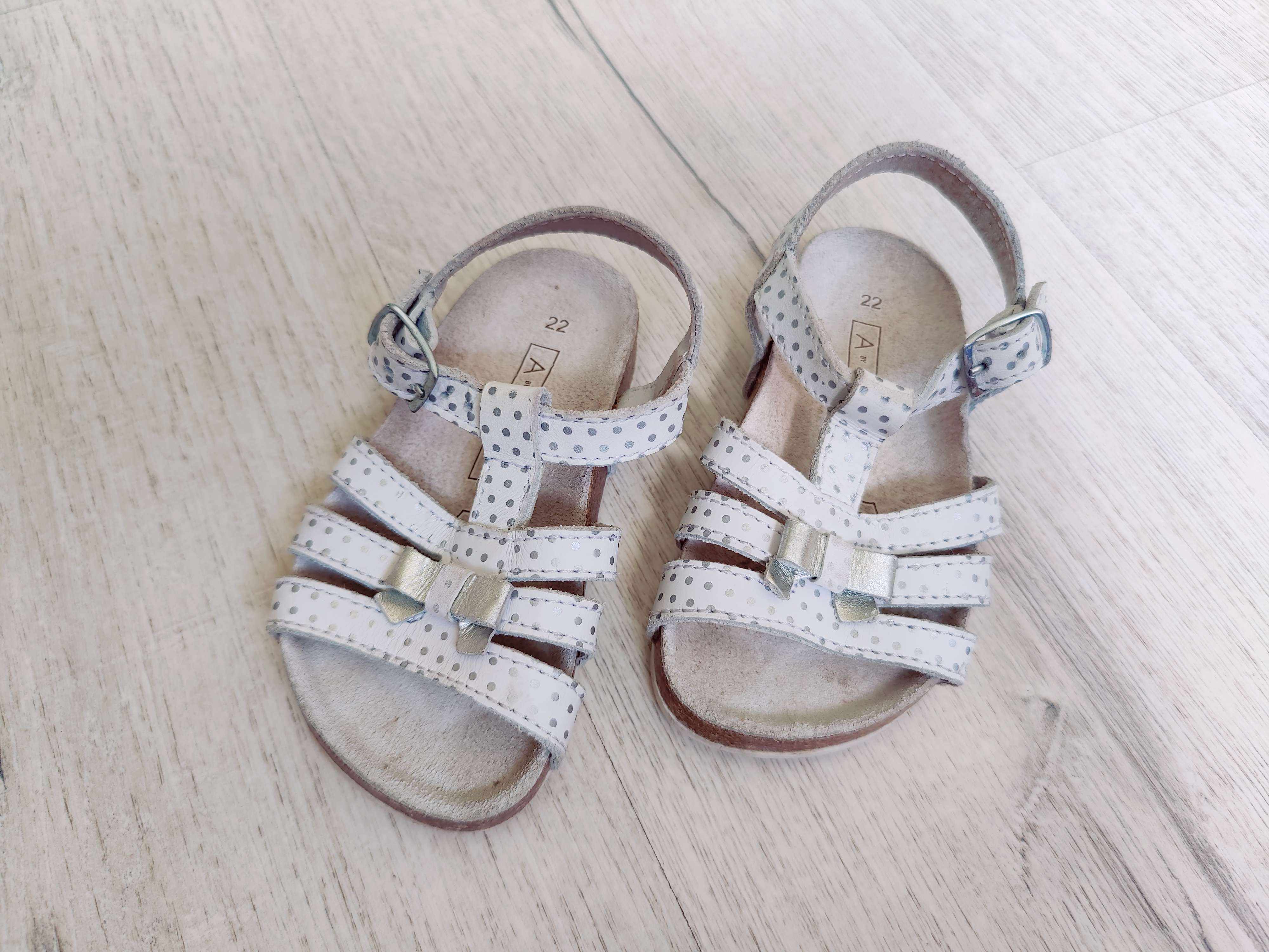 22 (13-14,5 см) Шкіряні ортопедичні босоніжки