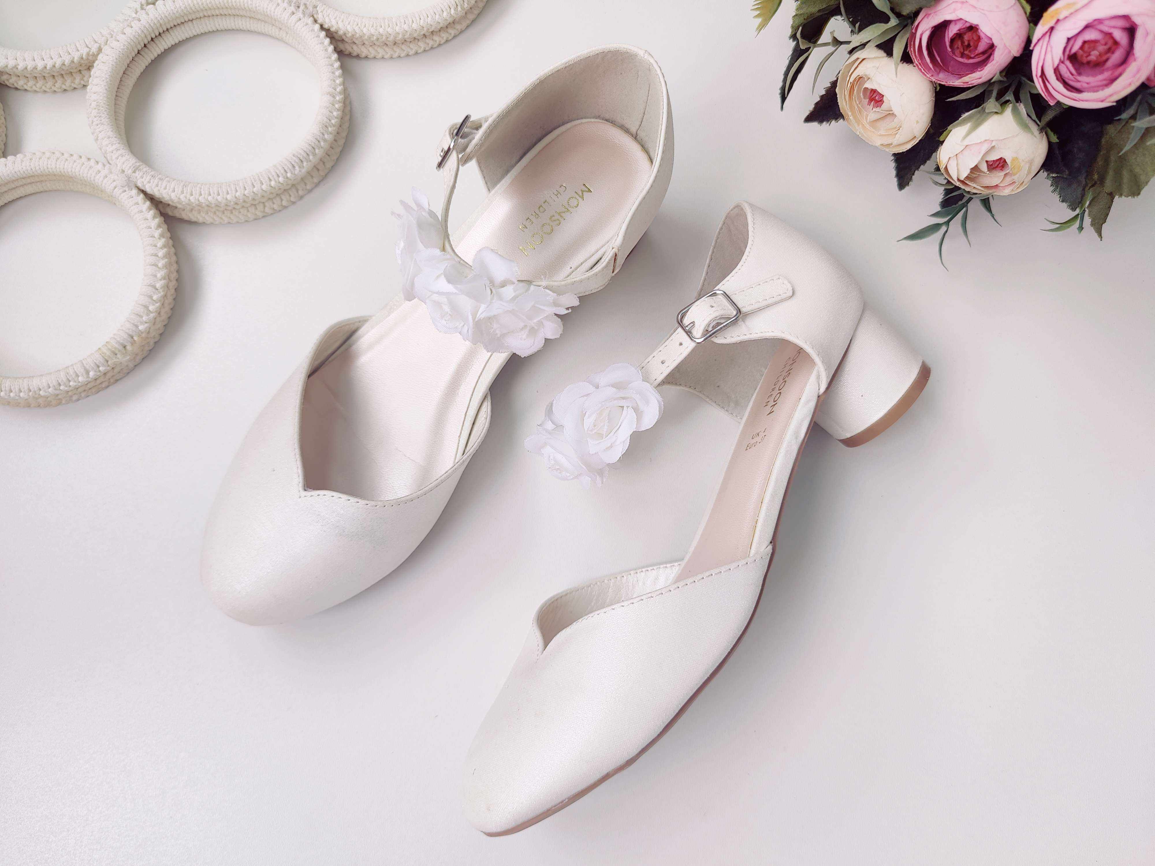 37 (24 см) Красивые нарядные детские туфли на каблуке