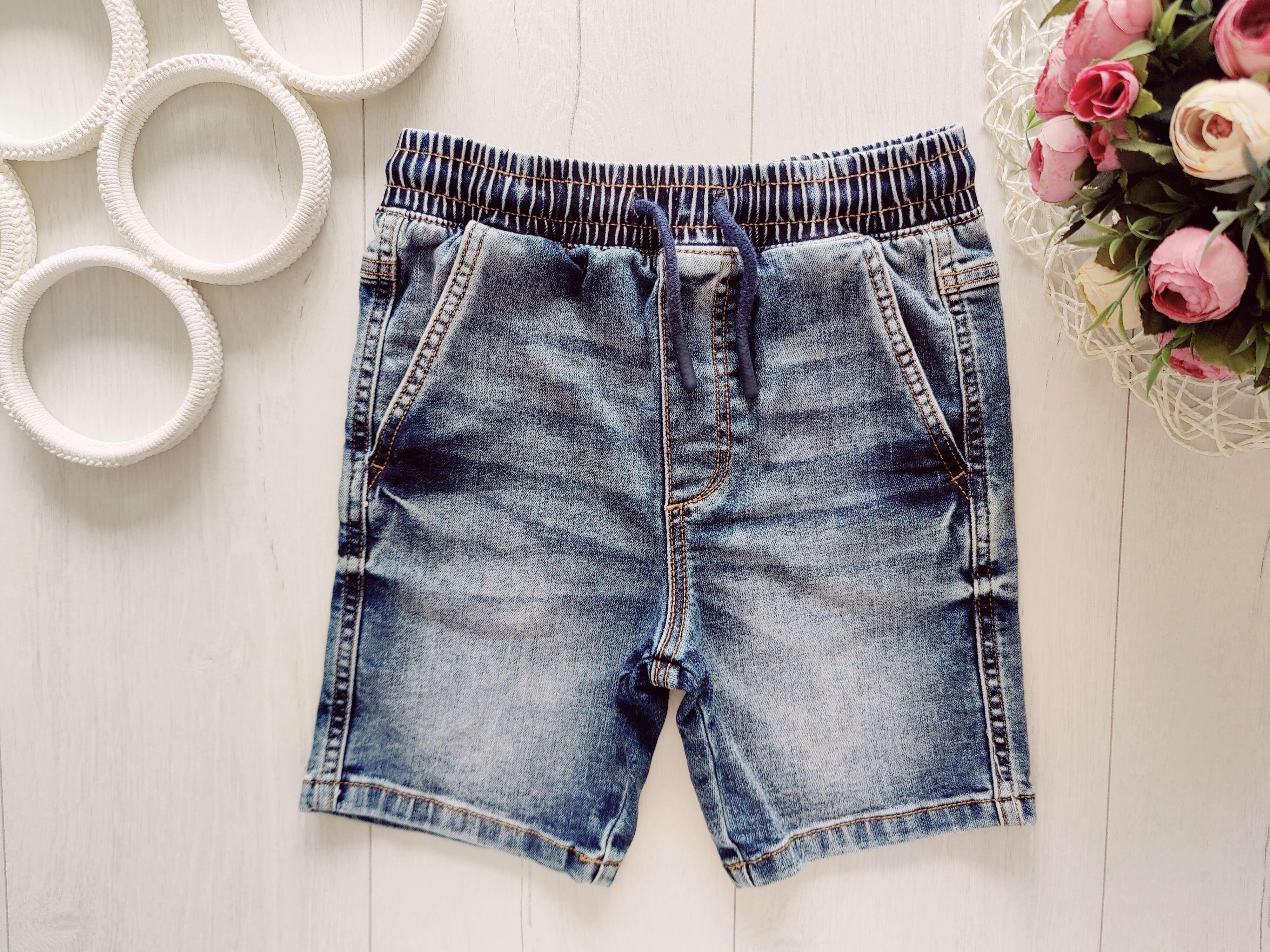 8,9 років, зріст 134 Шорти на гумці