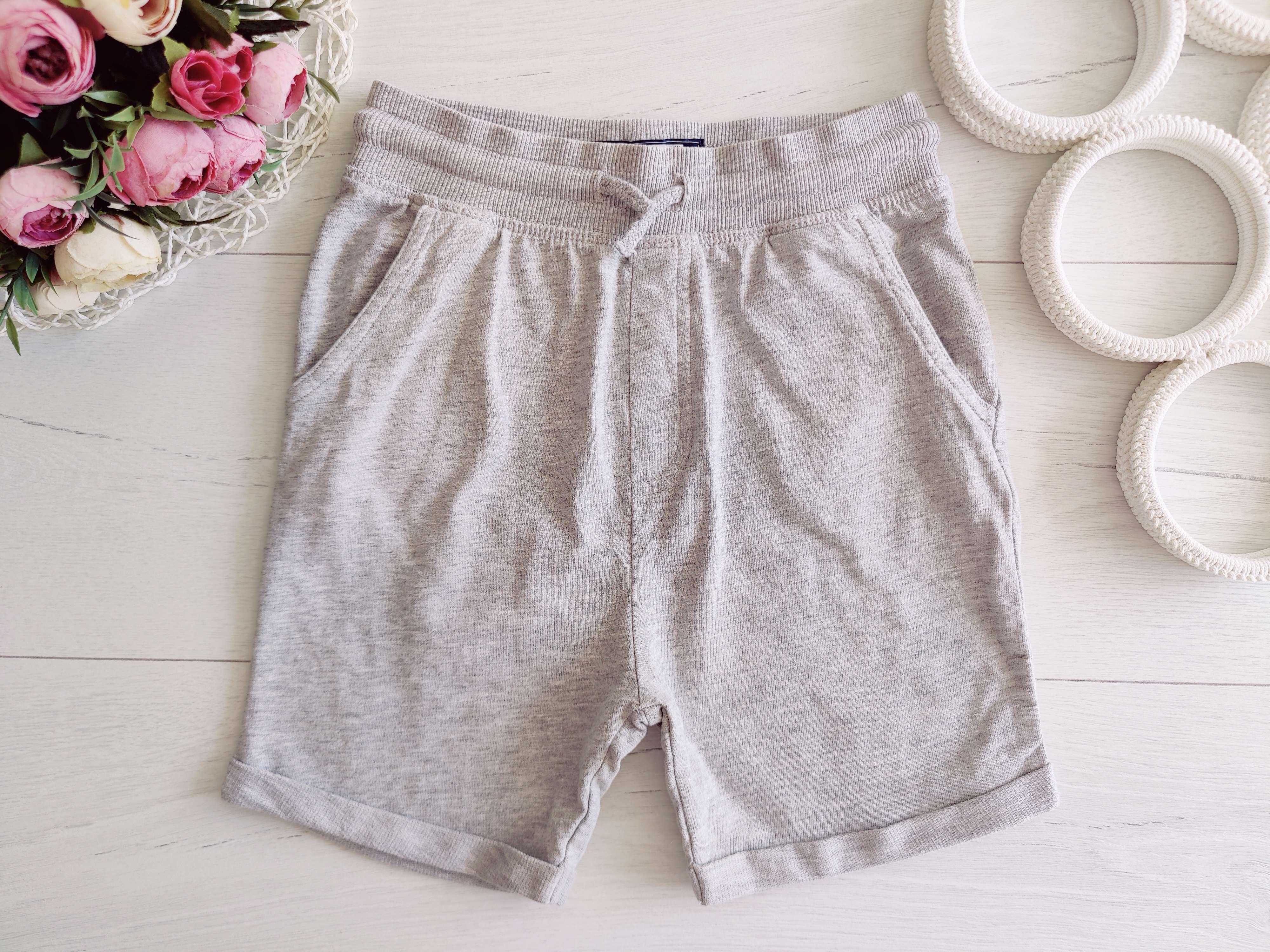 6,7 років, зріст 122 Якісні сірі шорти