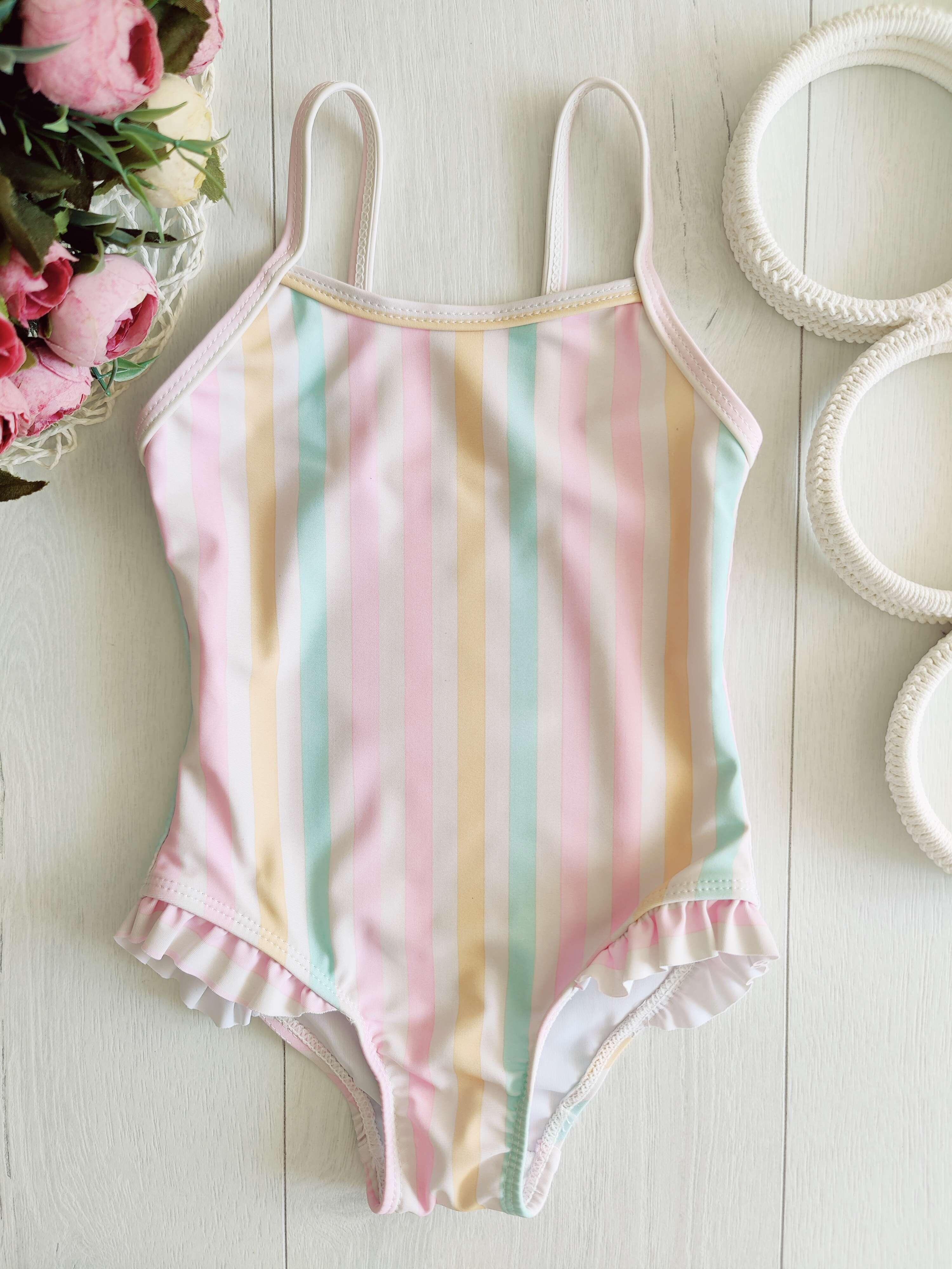 1,5,2 роки, зріст 92 Ніжний дитячий купальник