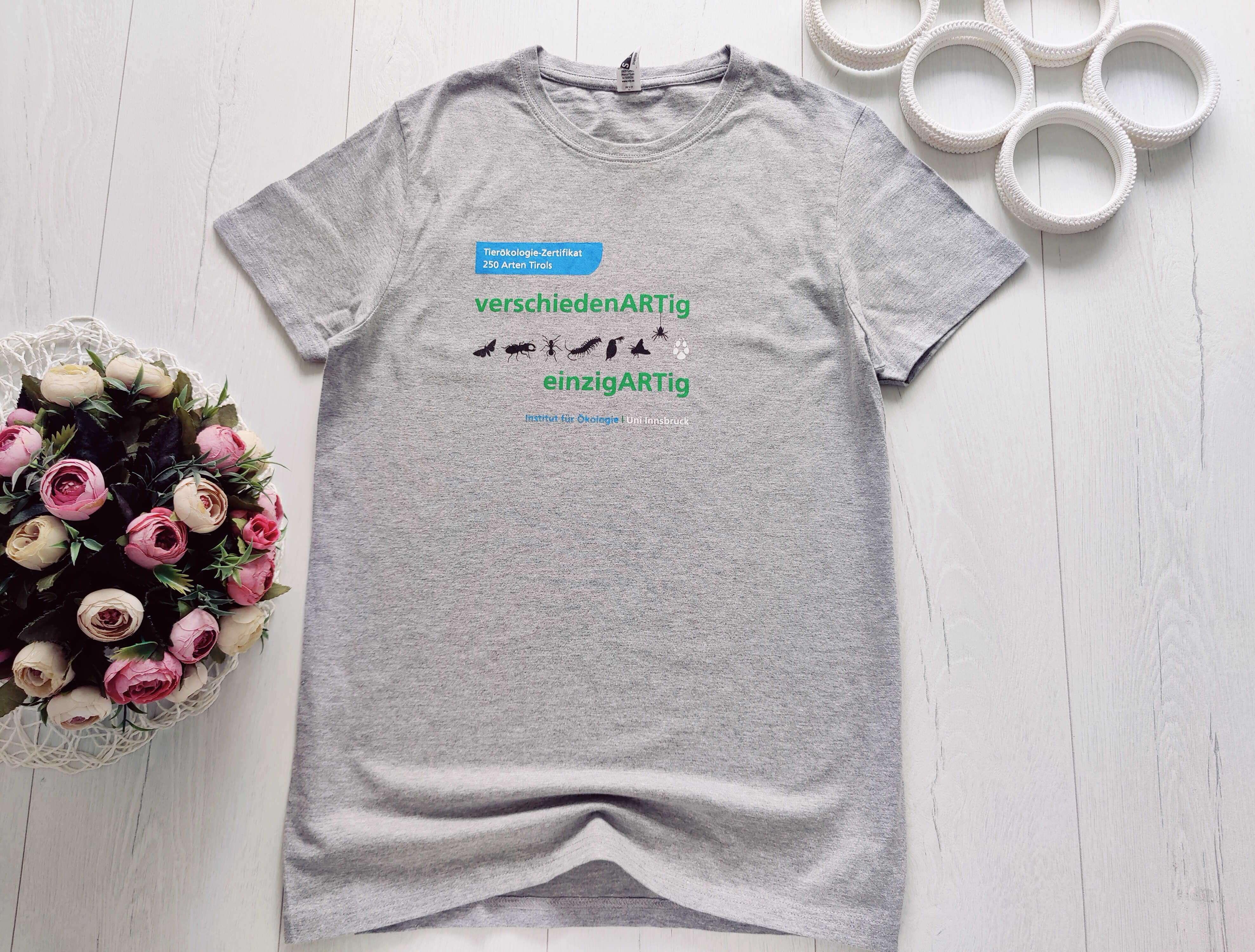 S-ка Футболка з комахами