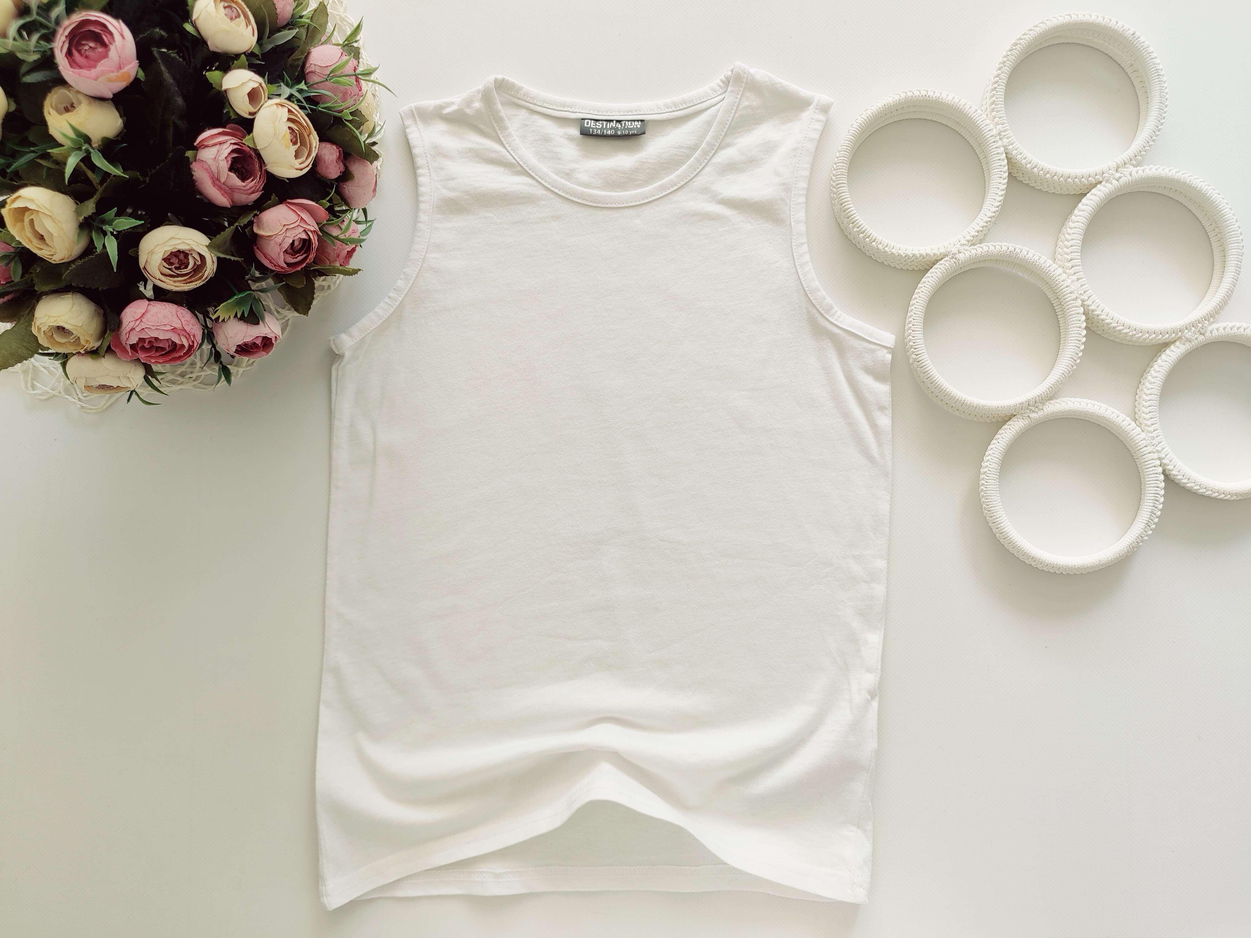 9,10 років, зріст 134,140 Біла майка