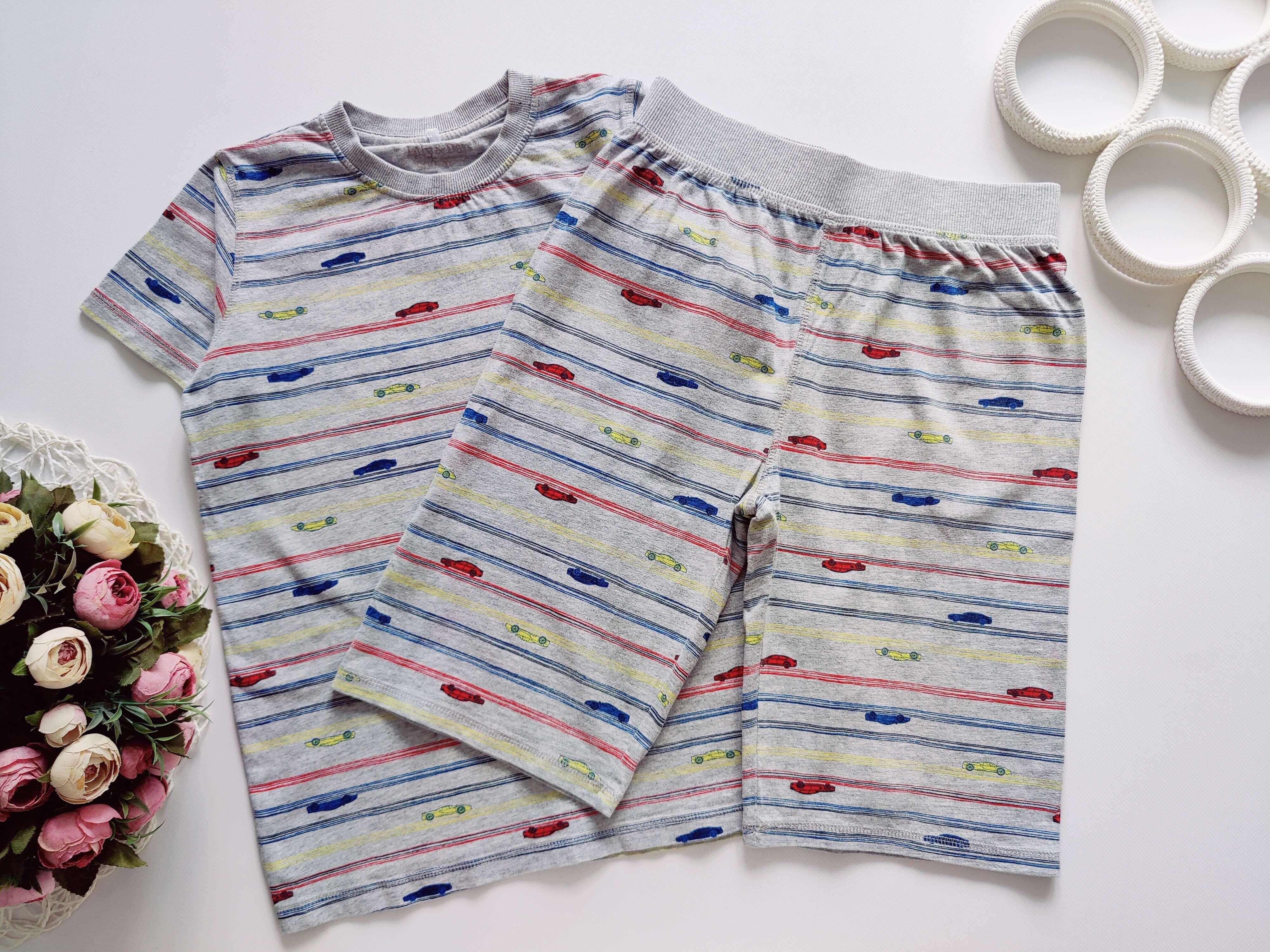 9,10 років, зріст 134,140 Футболка з шортами