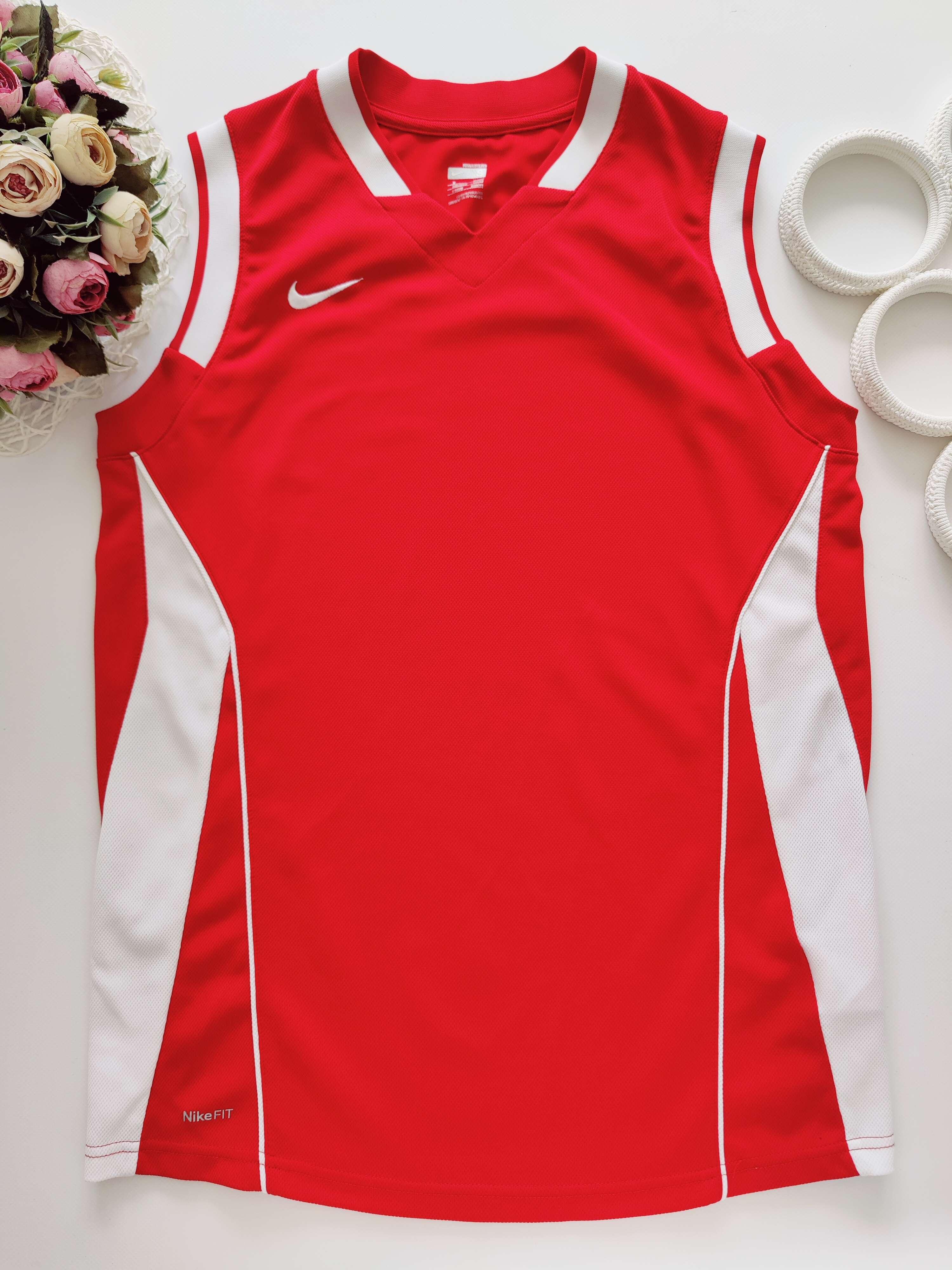 S Спортивна футболка