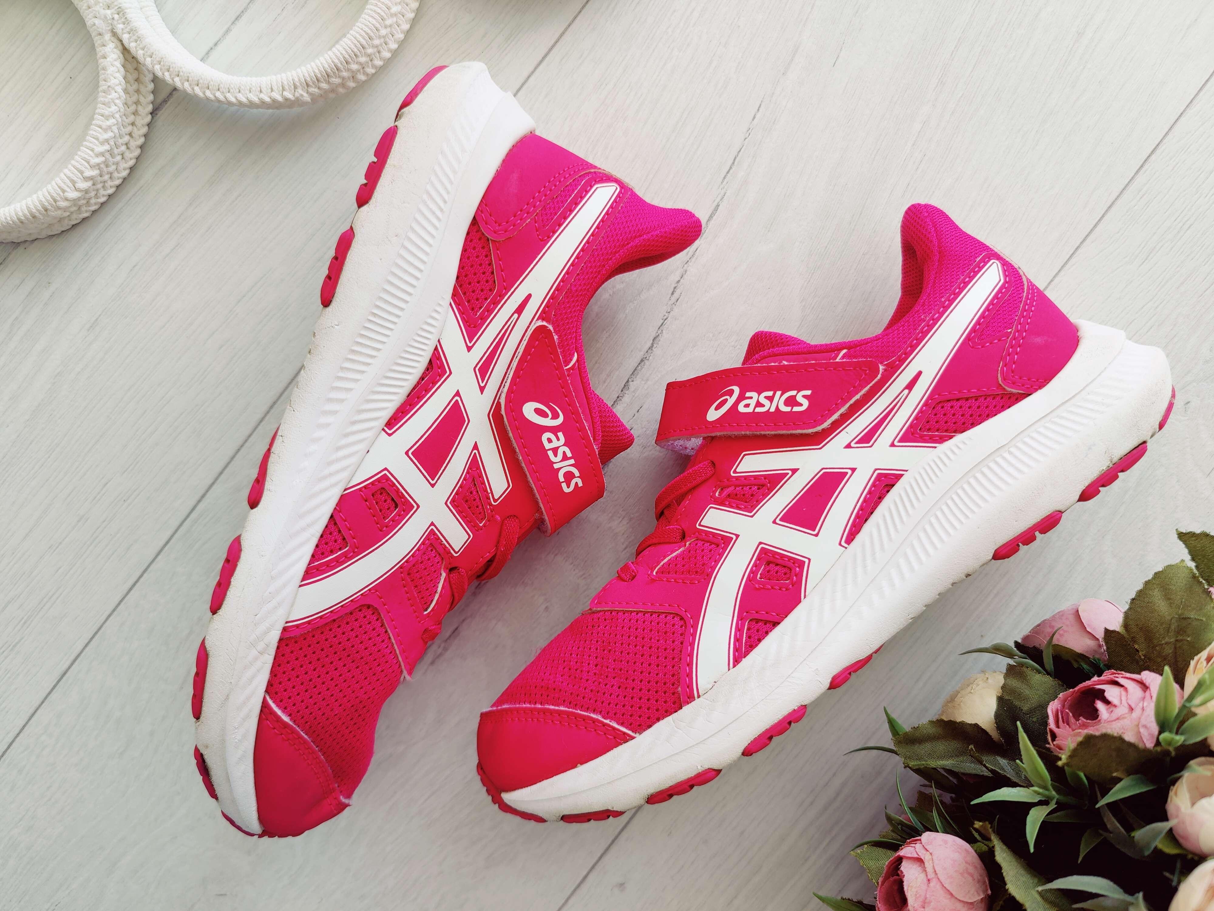 33 (22,5 см) Легкі кросівки