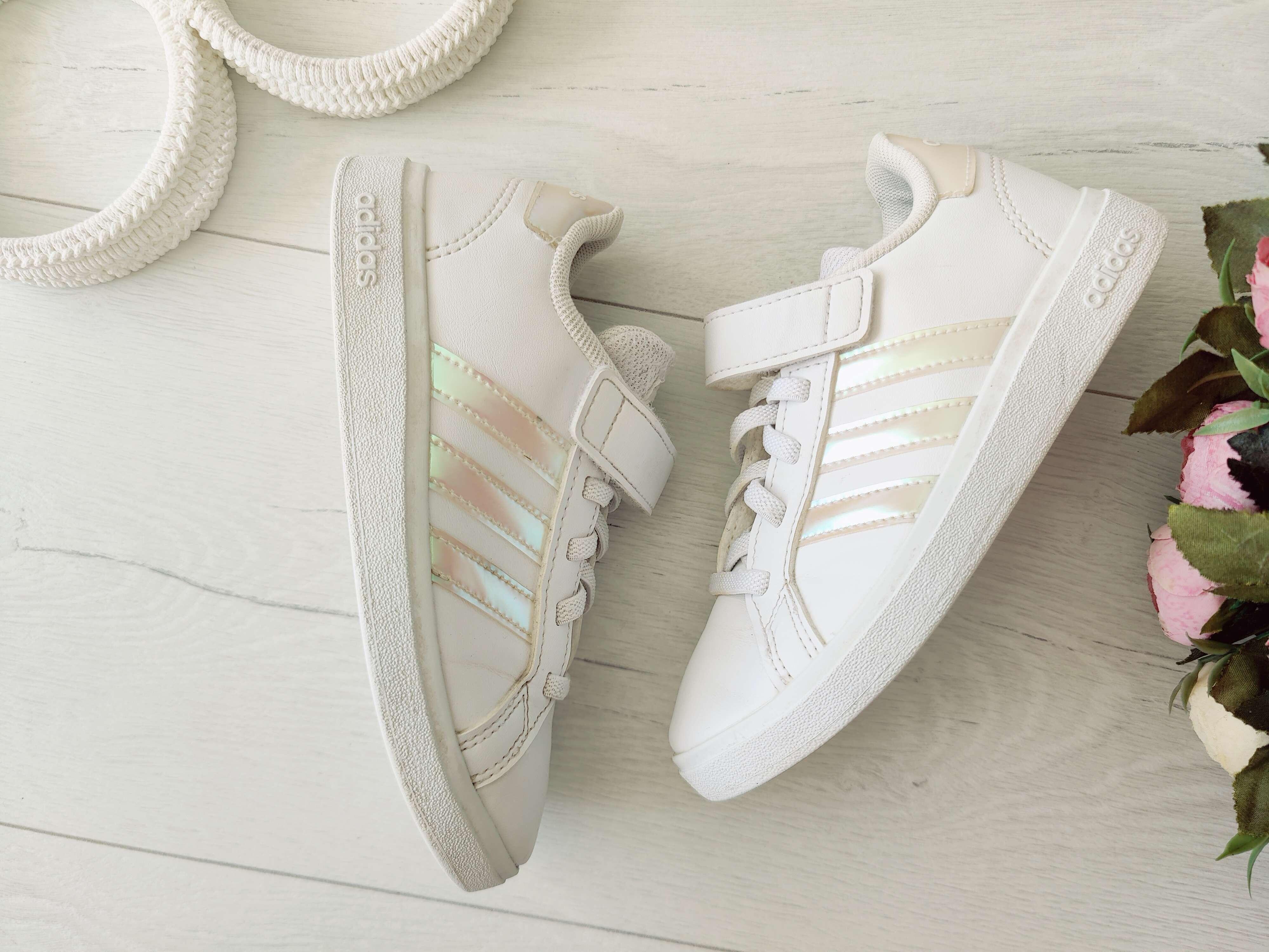 29 (18,5 см) Білі шкіряні кросівки на липучках