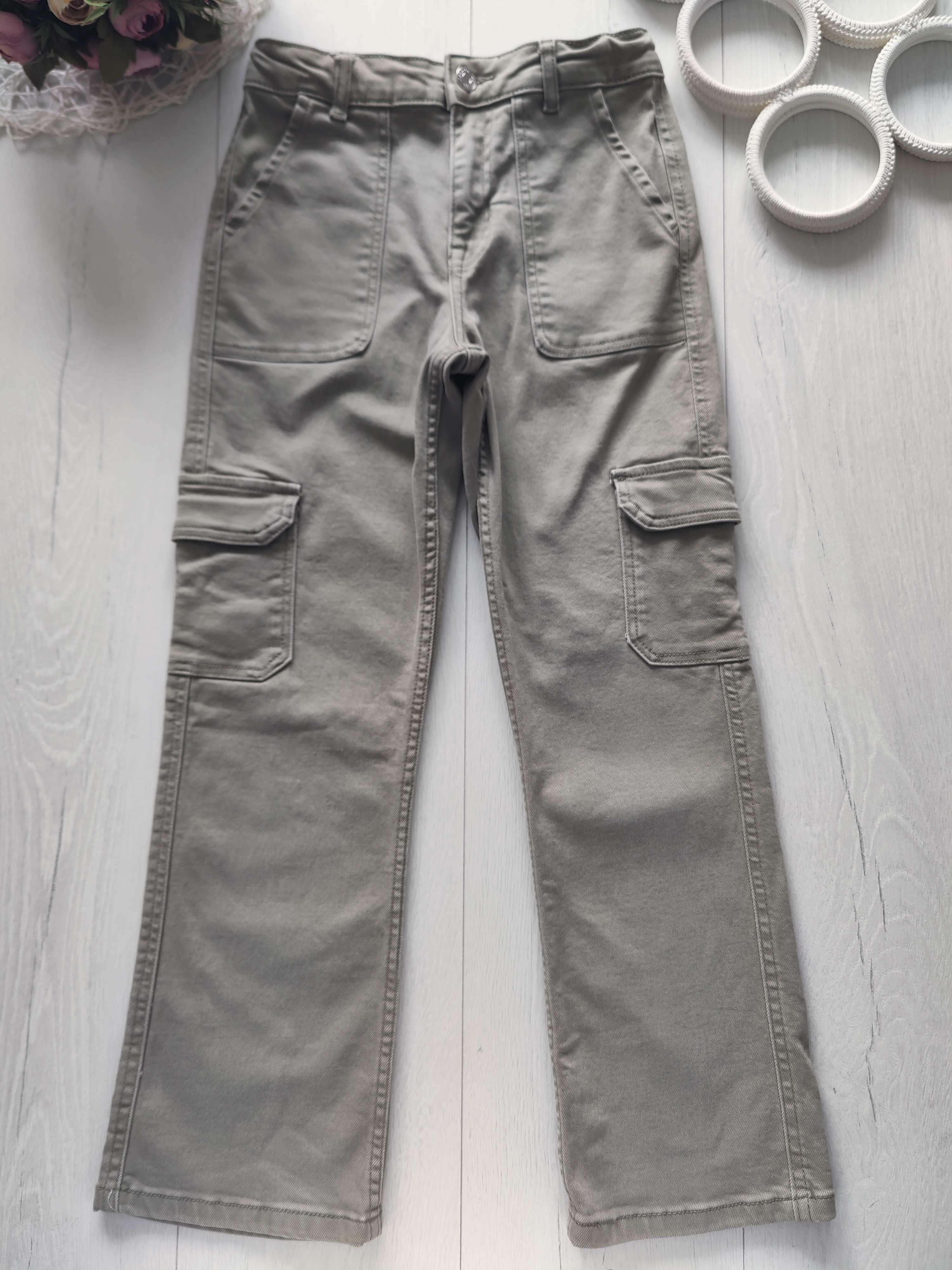 9,10 років, зріст 140 Вільні штани з накладними кишенями