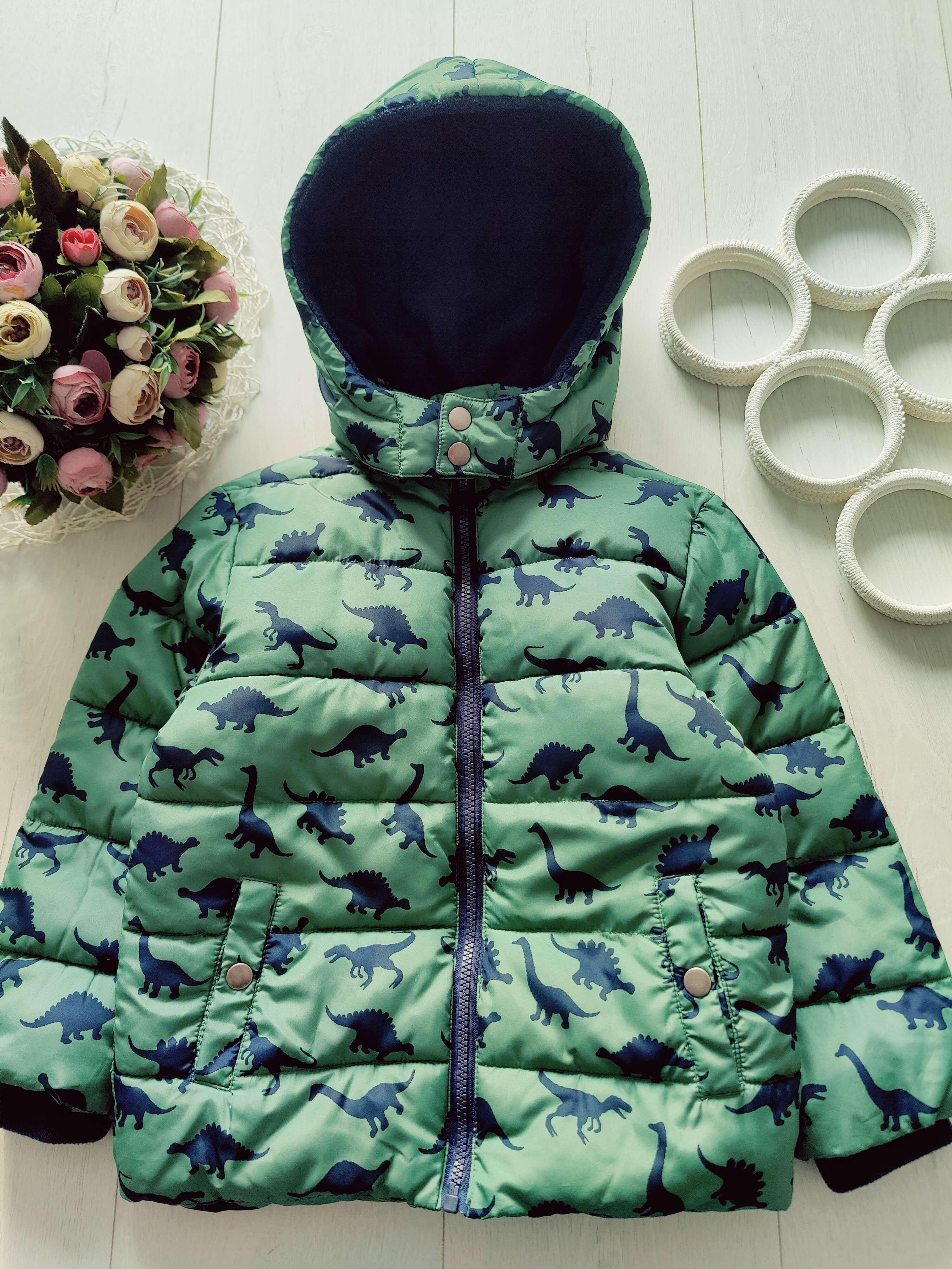 6 лет, рост 116 Теплая курточка на синтепоне