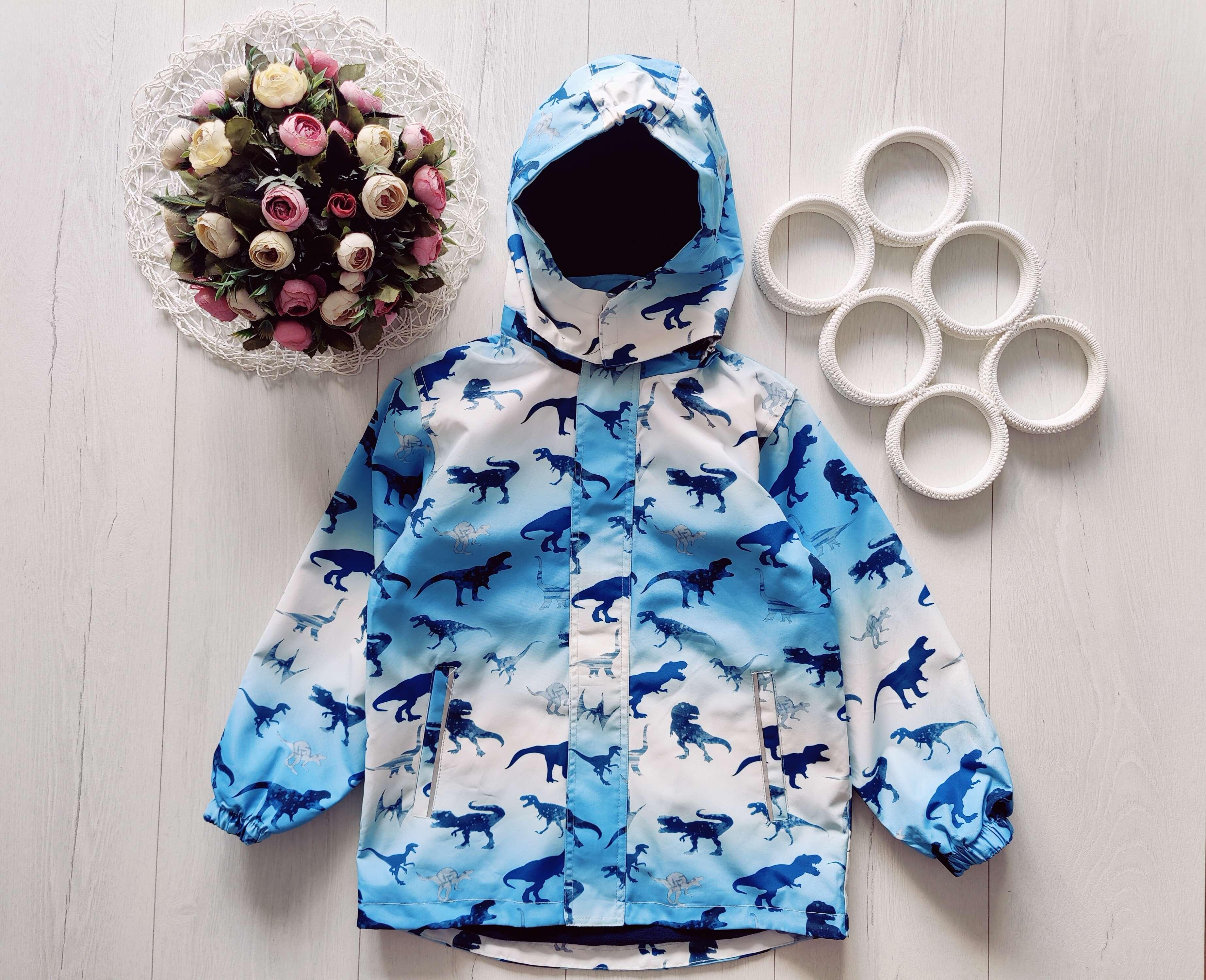 10 років, зріст 140 Демі курточка на флісі