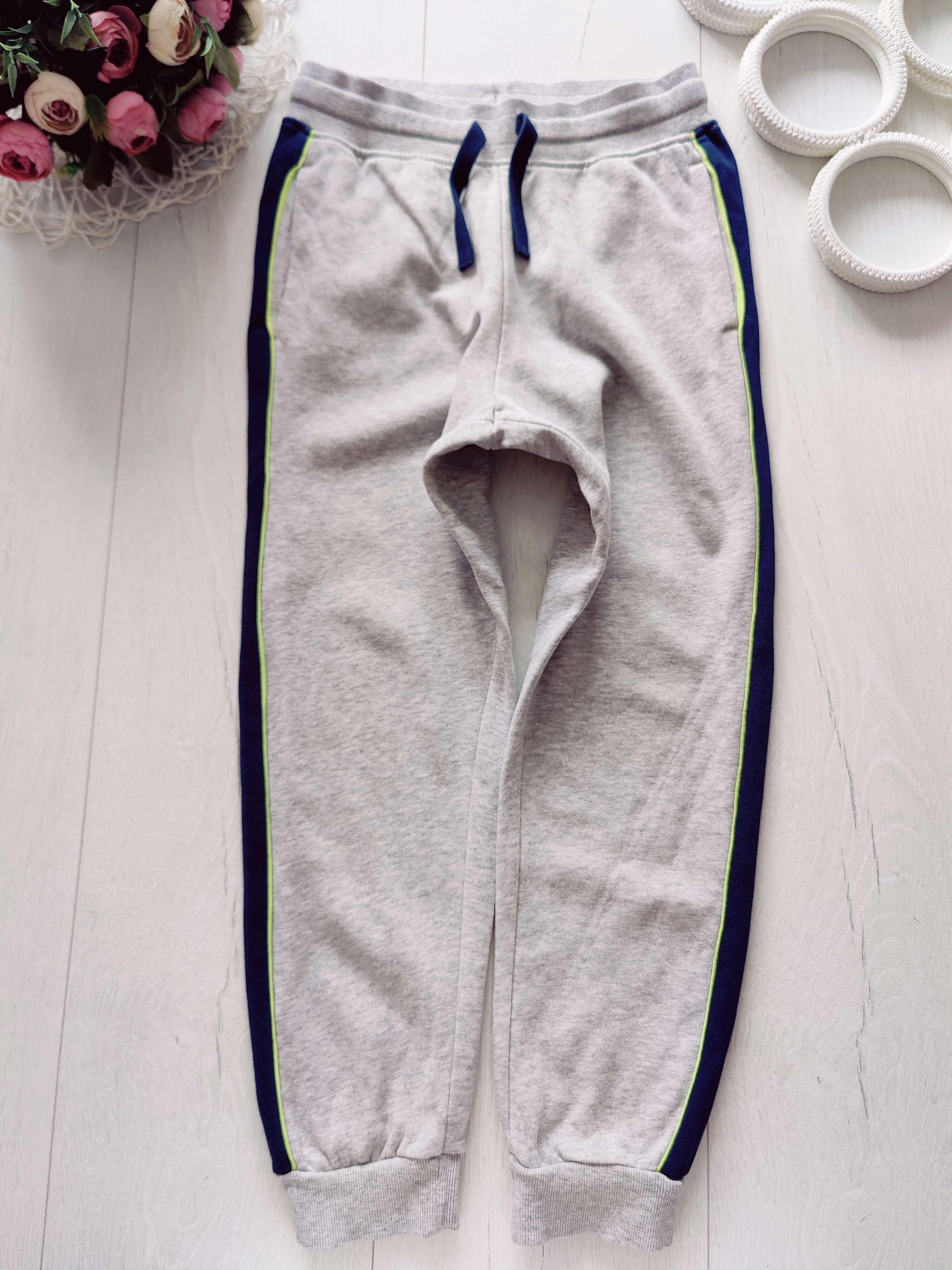 8,9 лет, рост 134 Теплые штаны на флисе