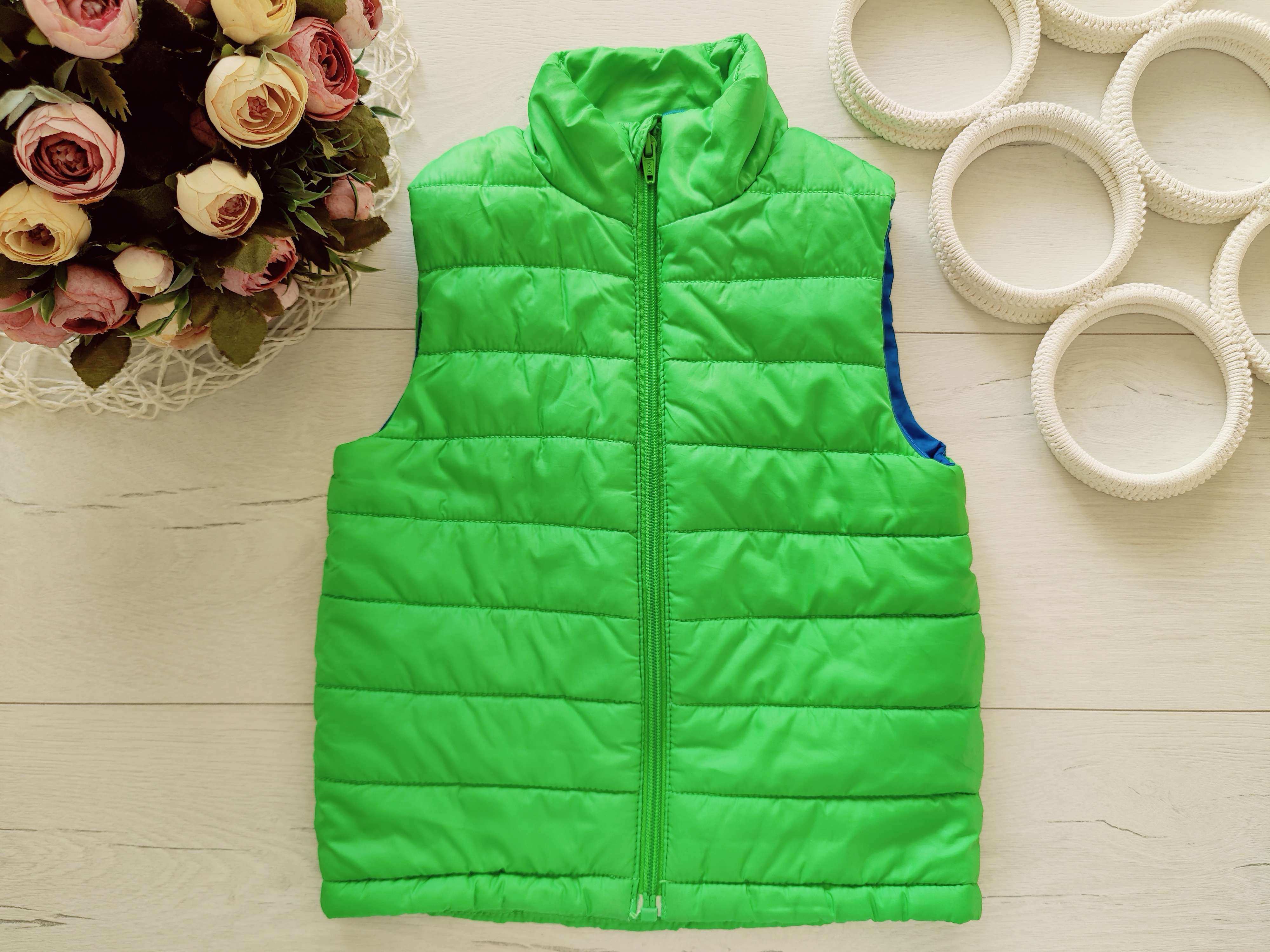 1,5\2 роки, зріст 92 Салатова жилетка на синтепоні