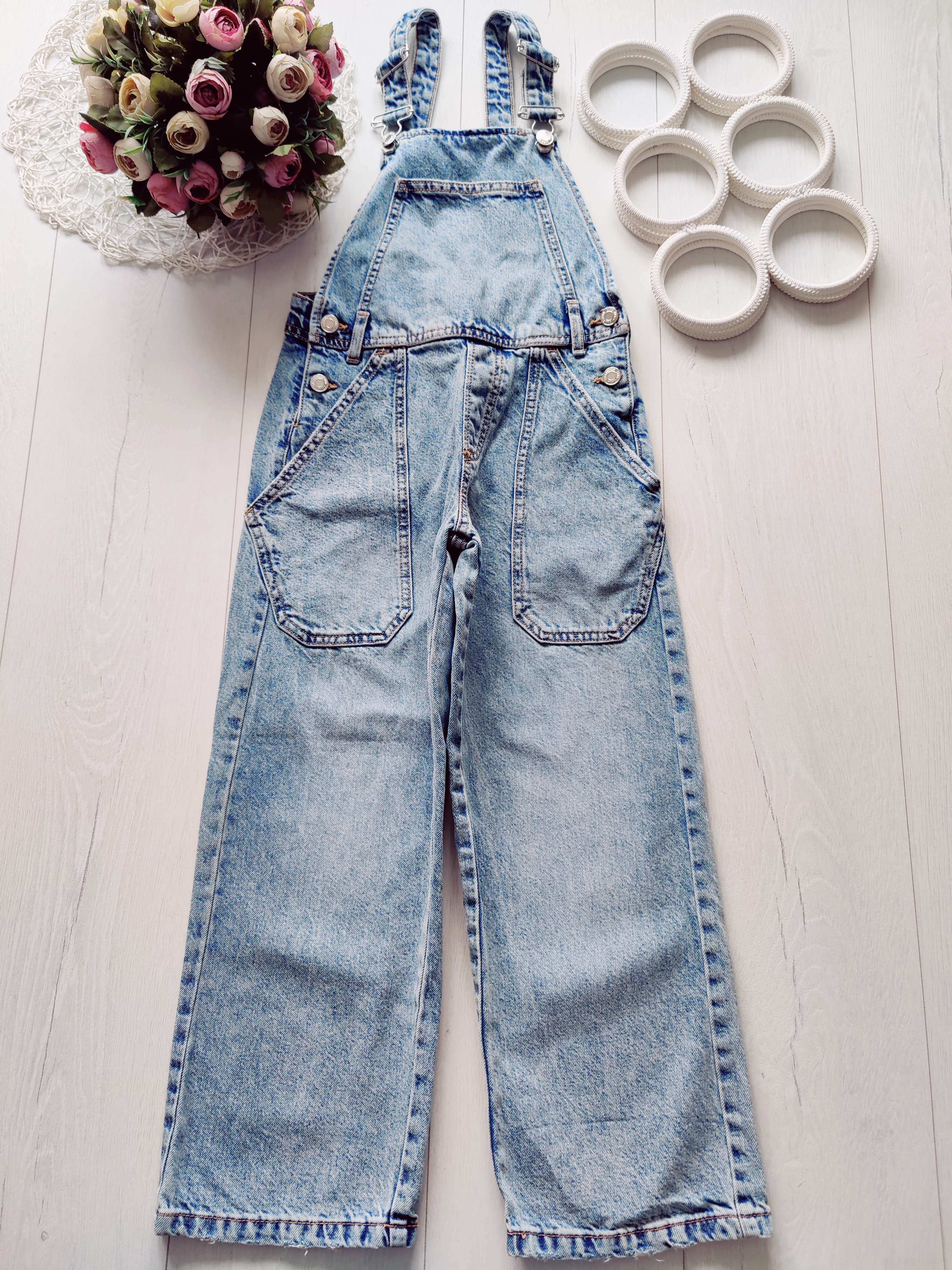 9 років, зріст 134 Джинсовий комбінезон