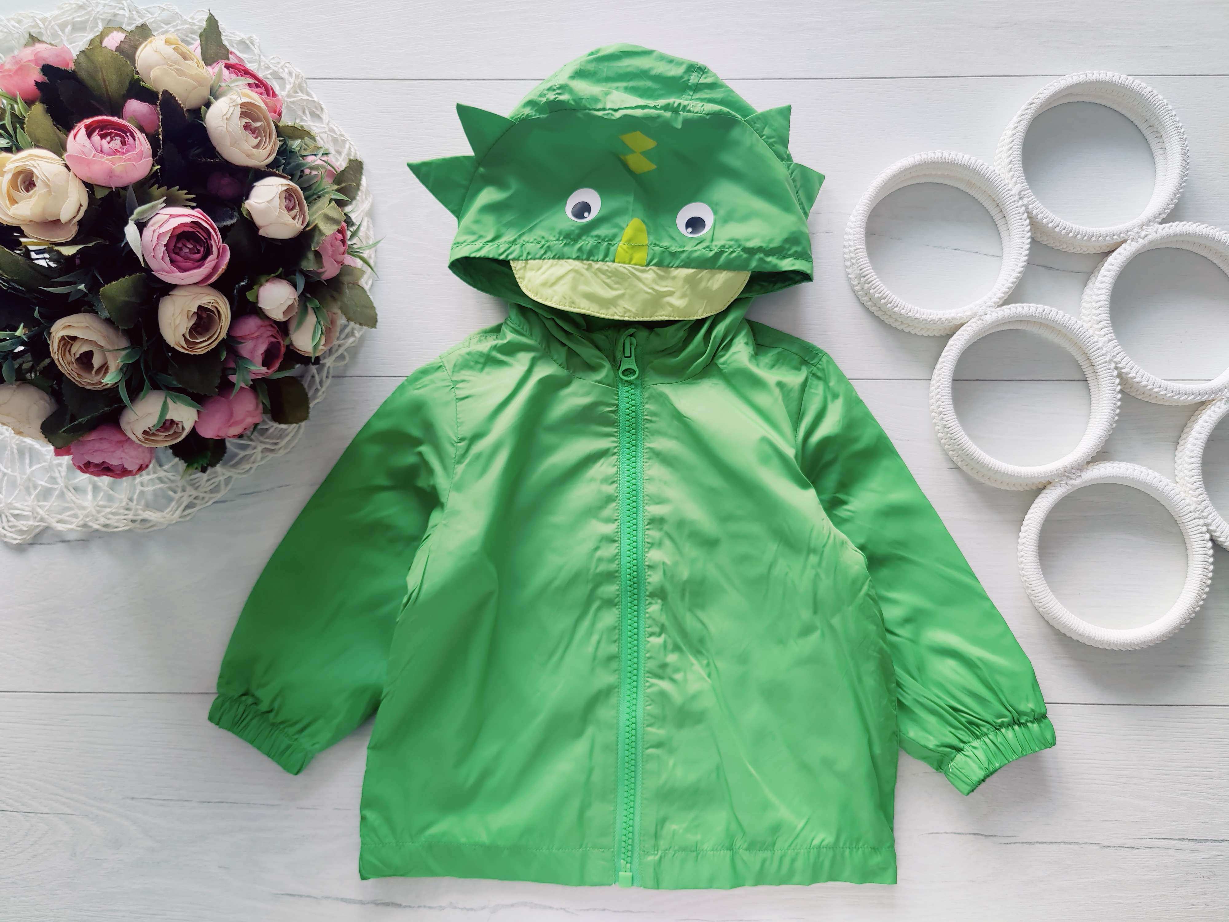 6,9 міс, зріст 74 Легка дитяча вітровка