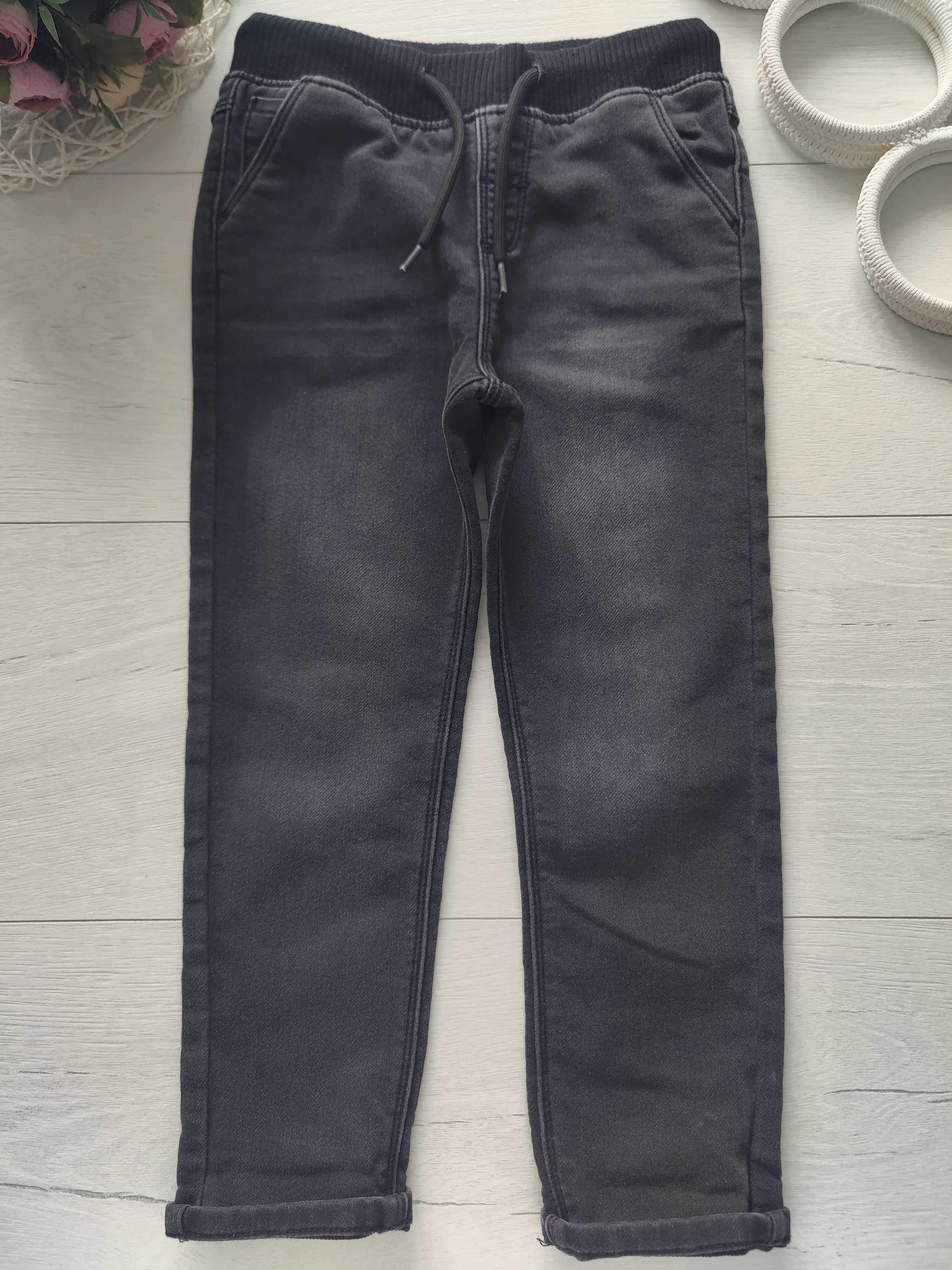 4,5 років, зріст 104,110 М'які темно сірі джинси для хлопчика на гумці