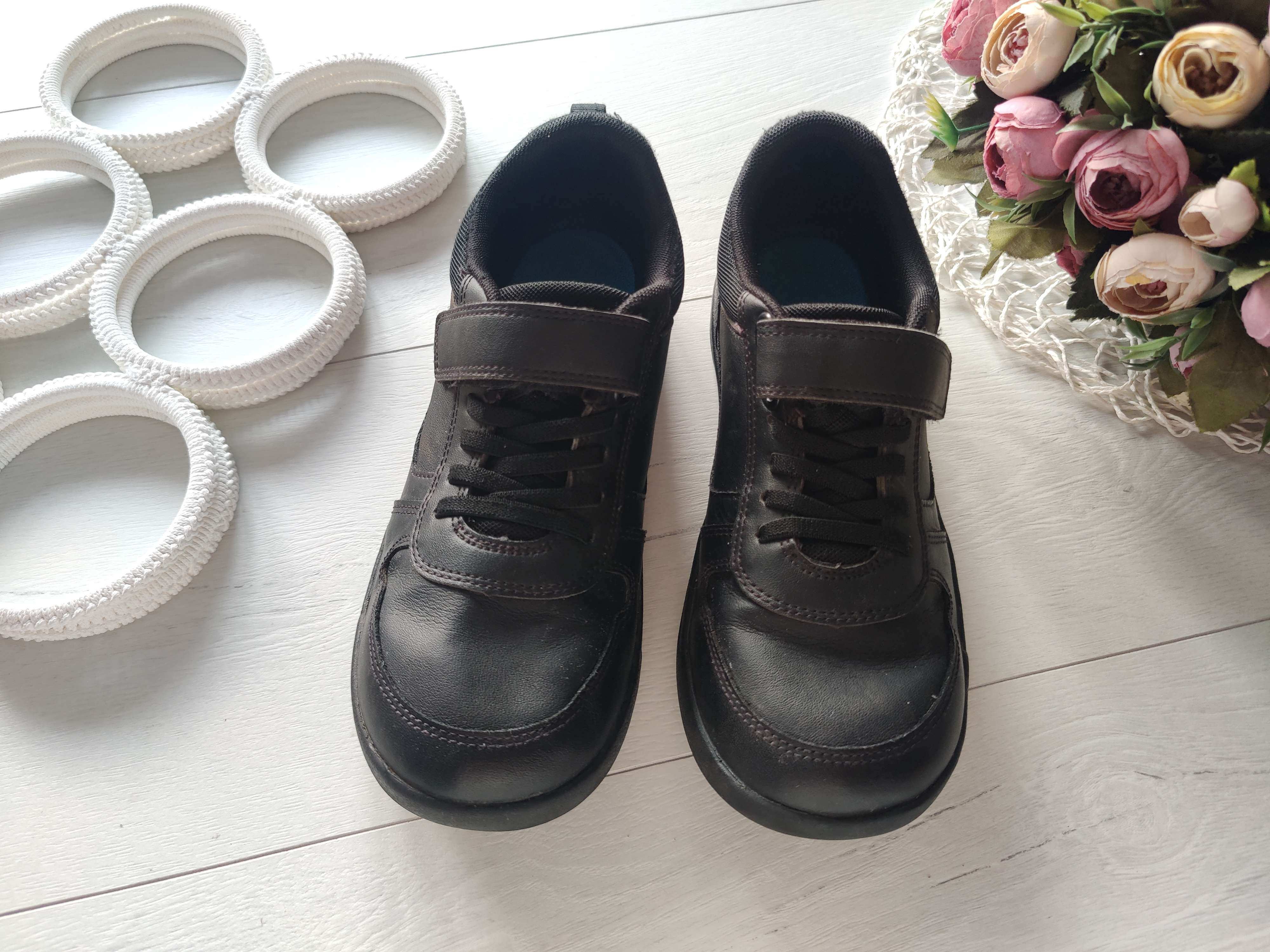 37,5 (24 см) Шкіряні чорні кросівки на липучках