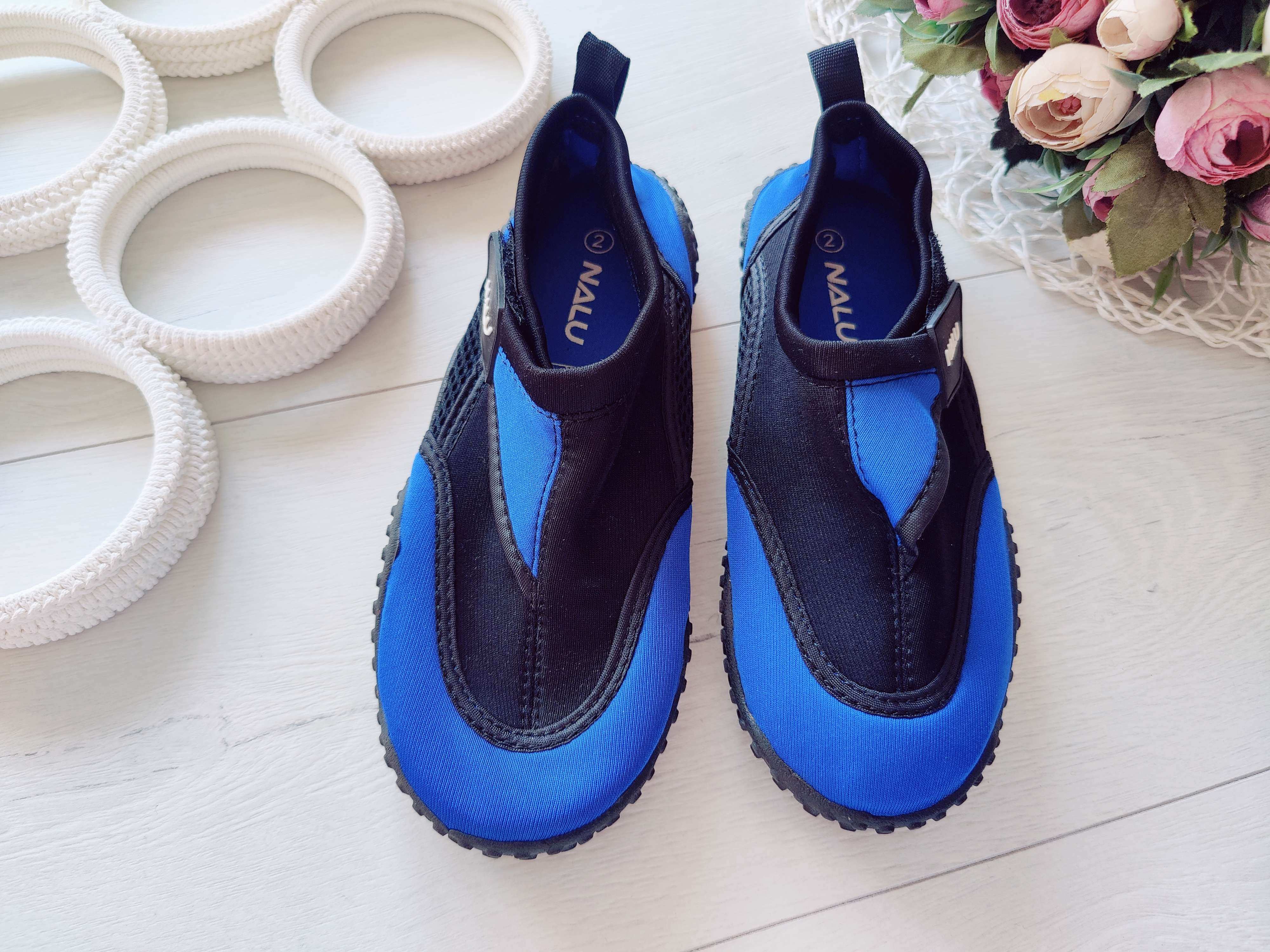 35 (23 см) Дитячі аквашузи