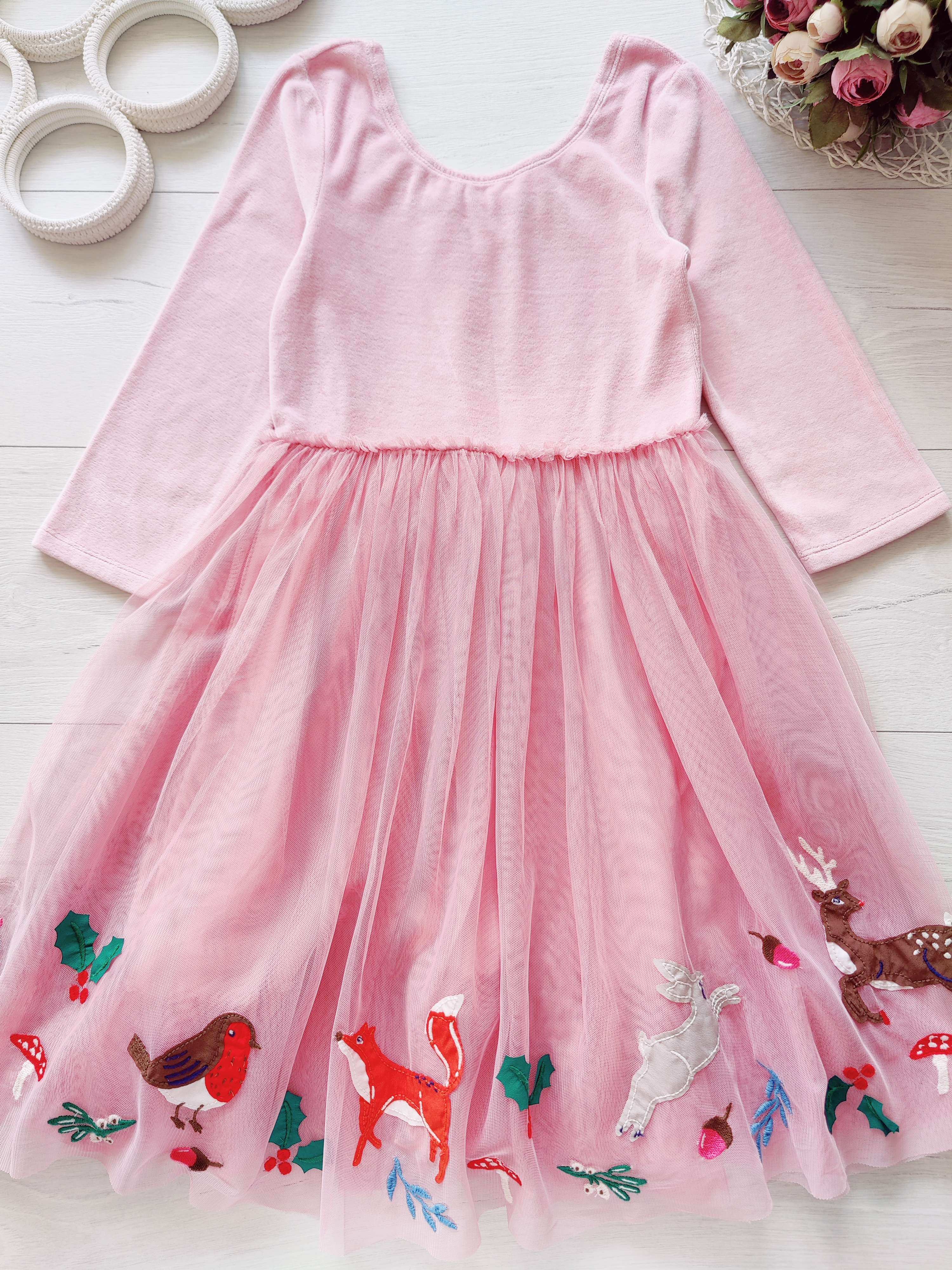 9,10 лет, рост 140 Красивое детское платье