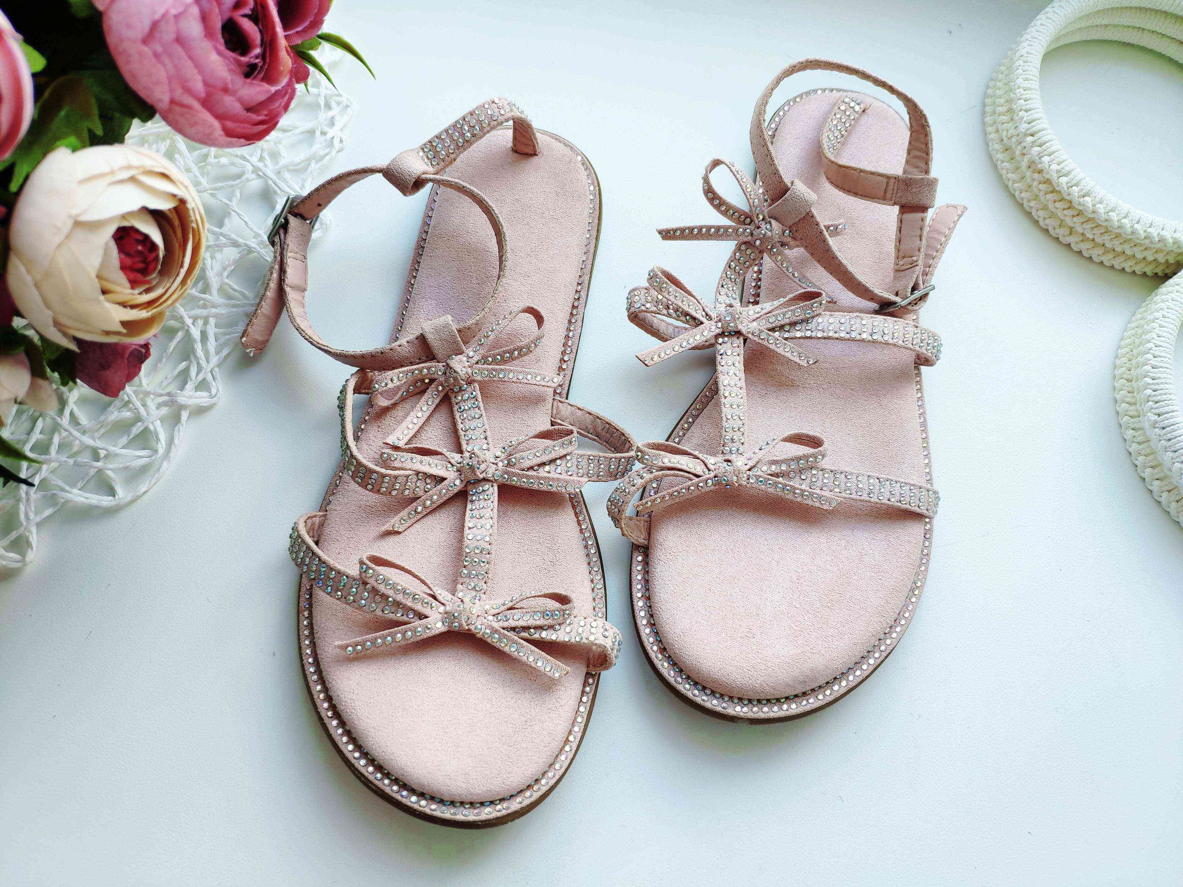 30 (19 см) Пудровые боссоножки